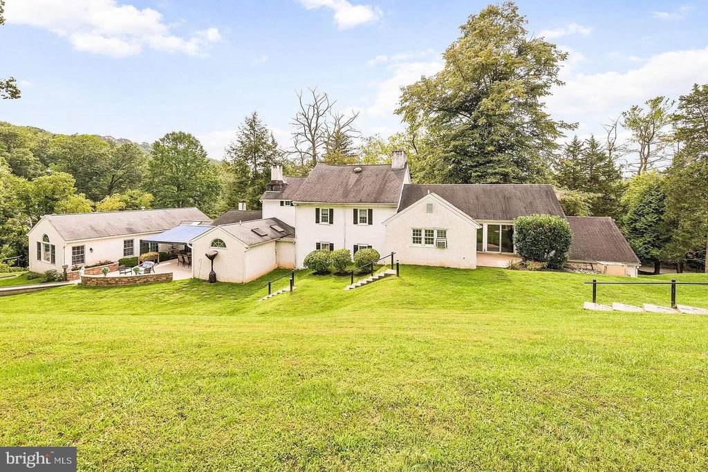 Photo of 908 Lincoln Road, PHOENIXVILLE, PA 19460 (MLS # PACT2113520)