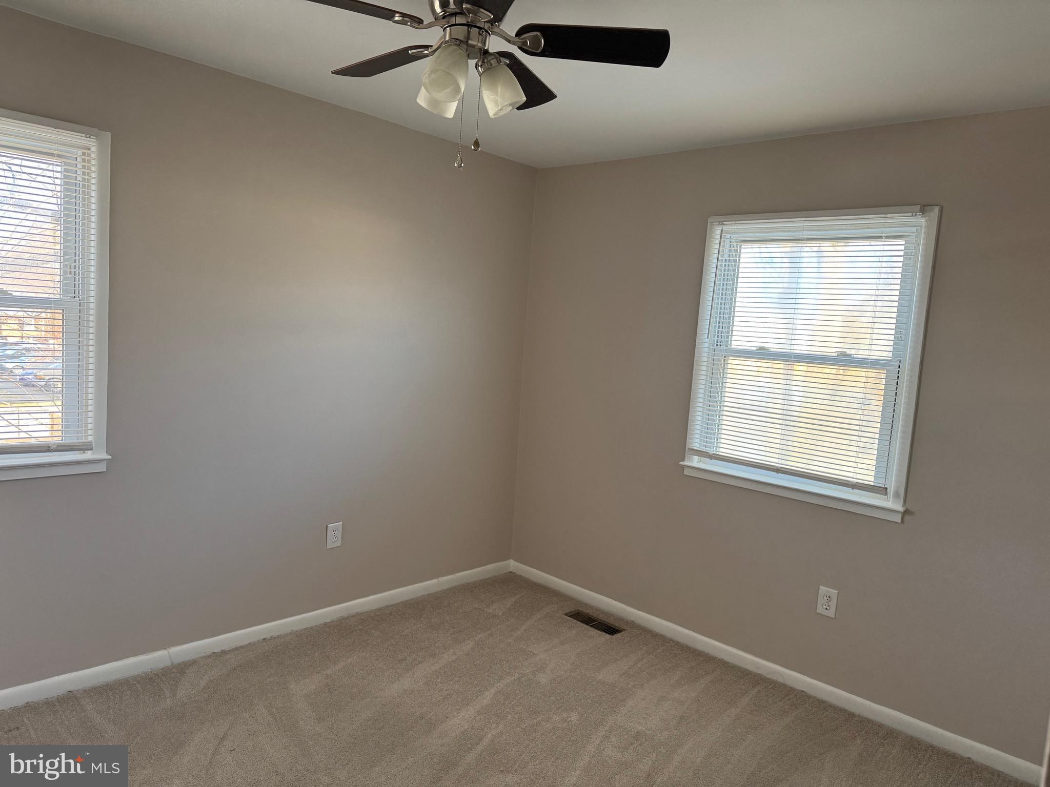 WILLIAMSTOWN - Residential Lease