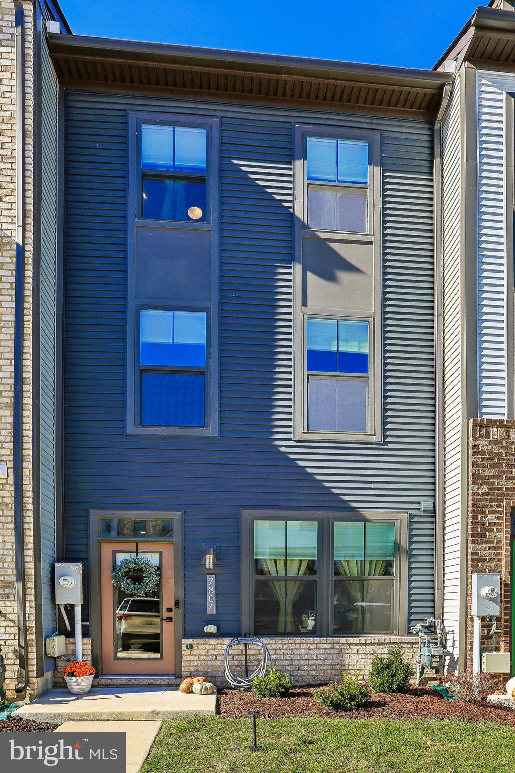7804 YONA COURT