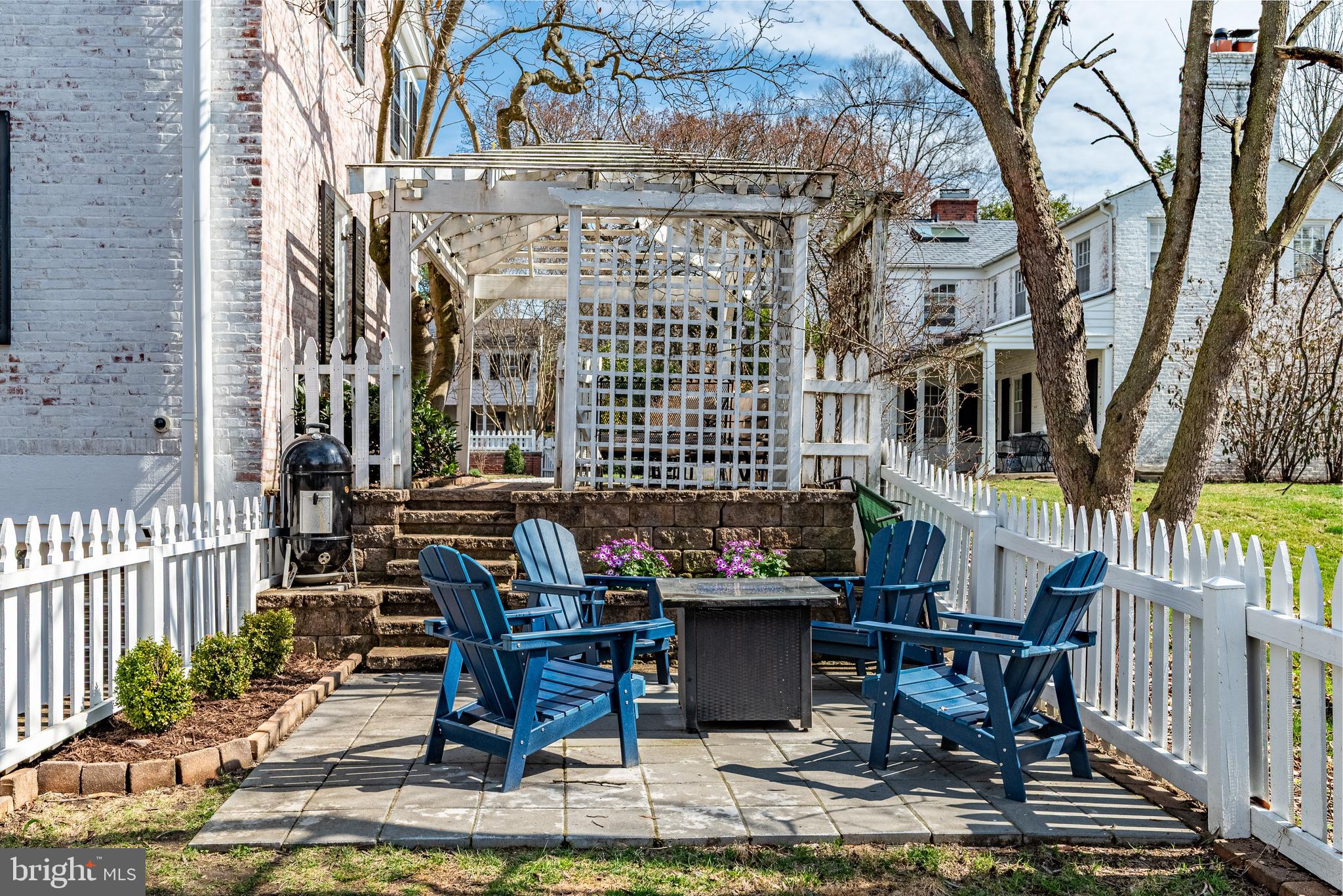 HOMELAND HISTORIC DISTRICT - Residential