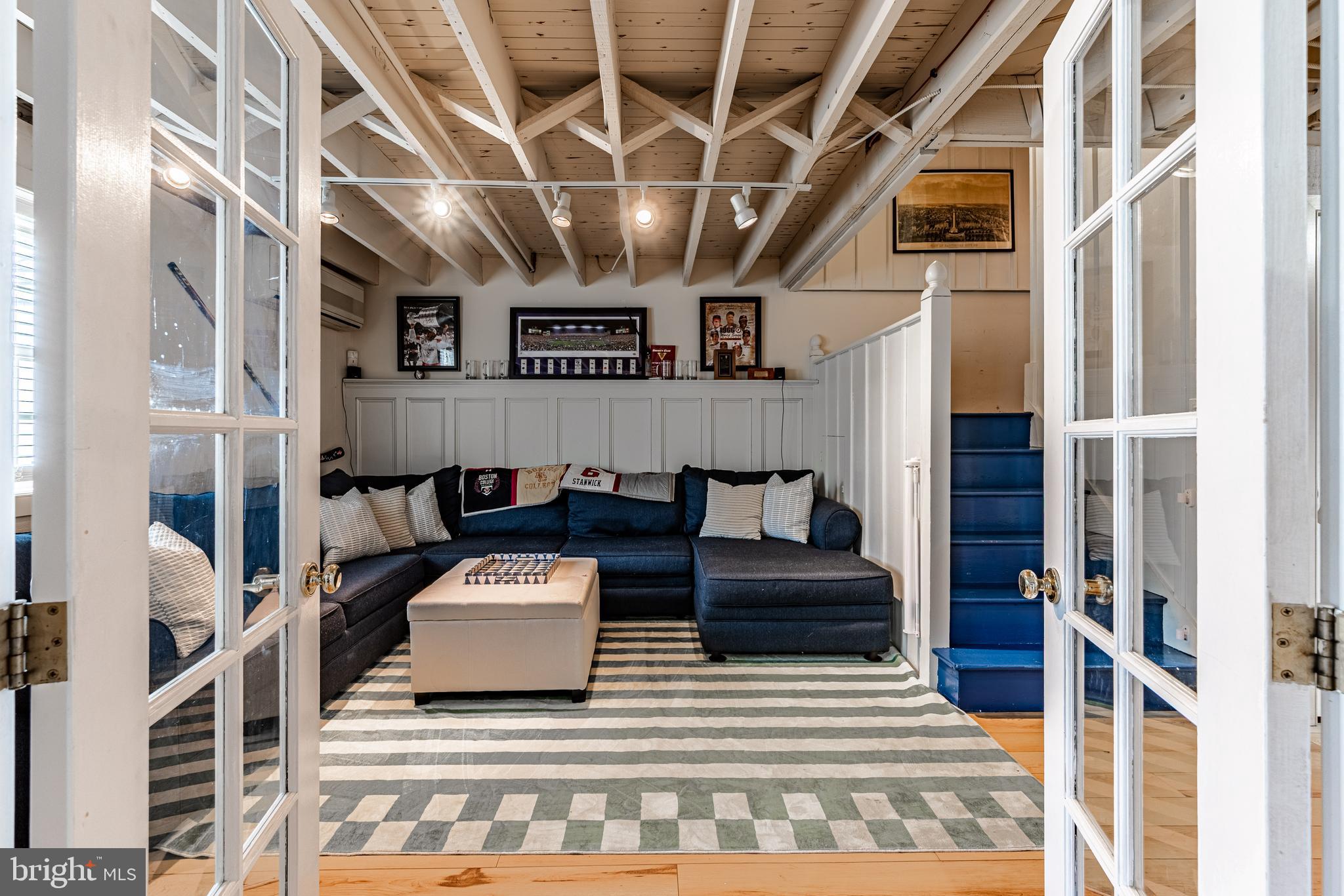 HOMELAND HISTORIC DISTRICT - Residential