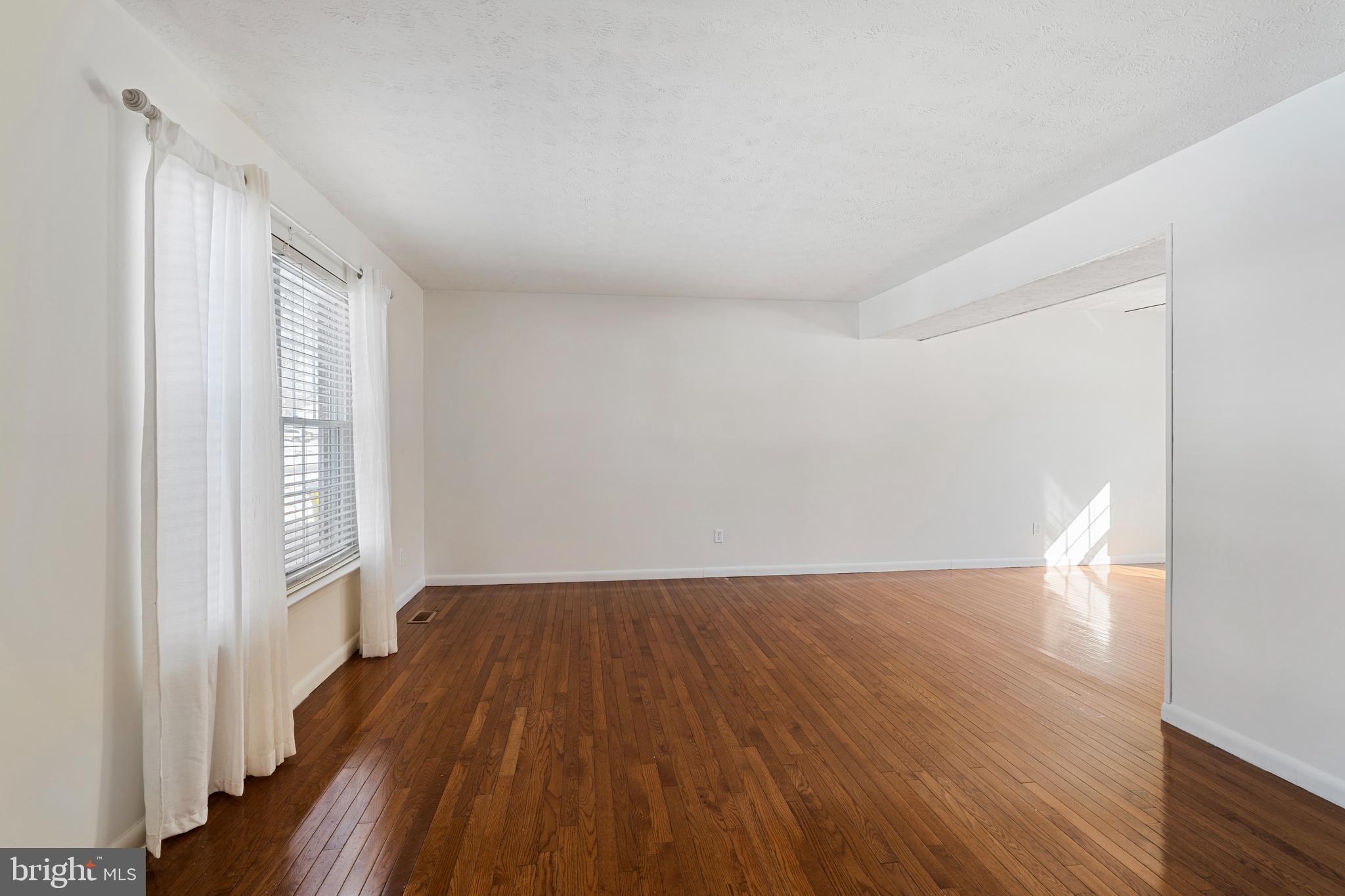 WETHERSFIELD - Residential