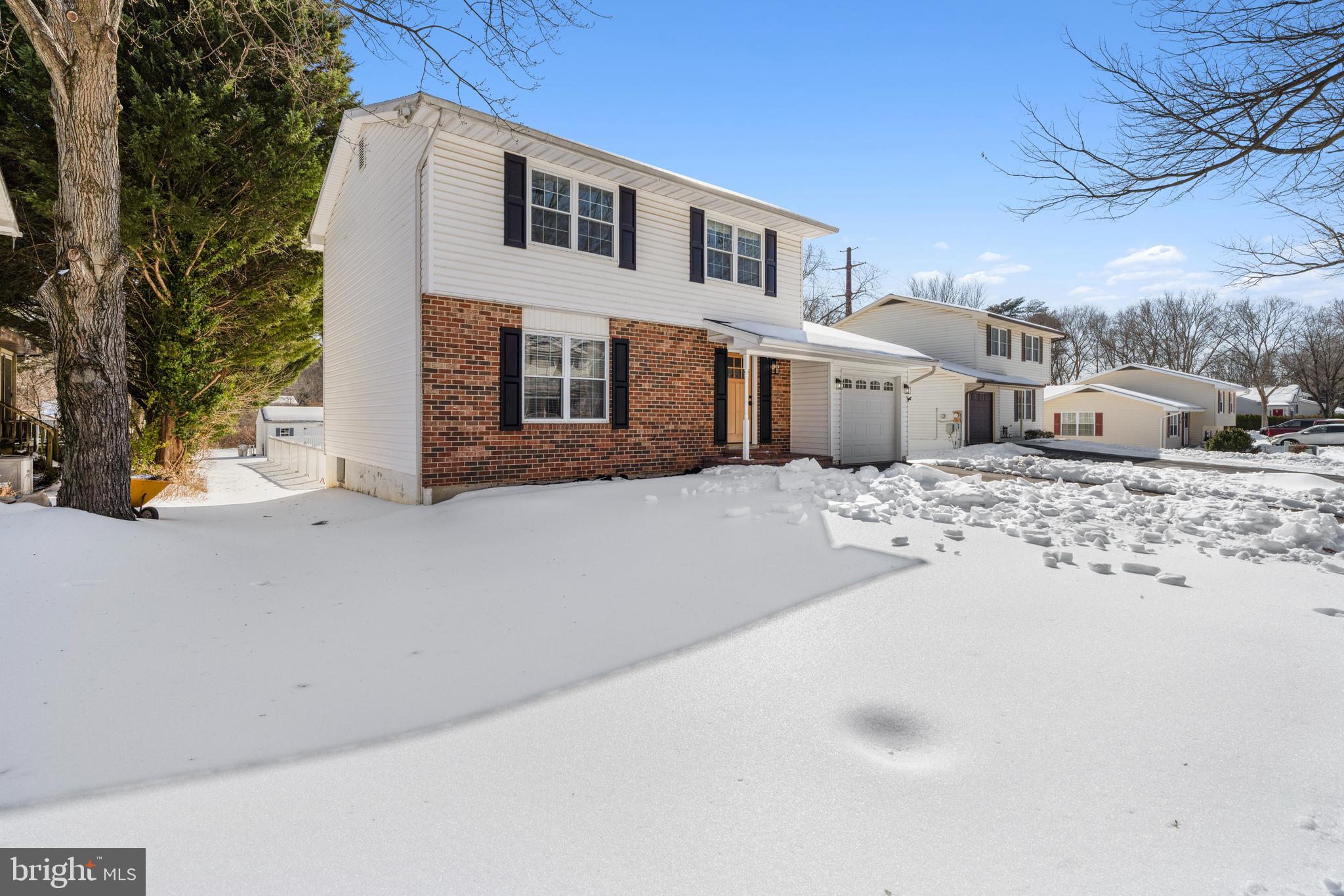 WETHERSFIELD - Residential