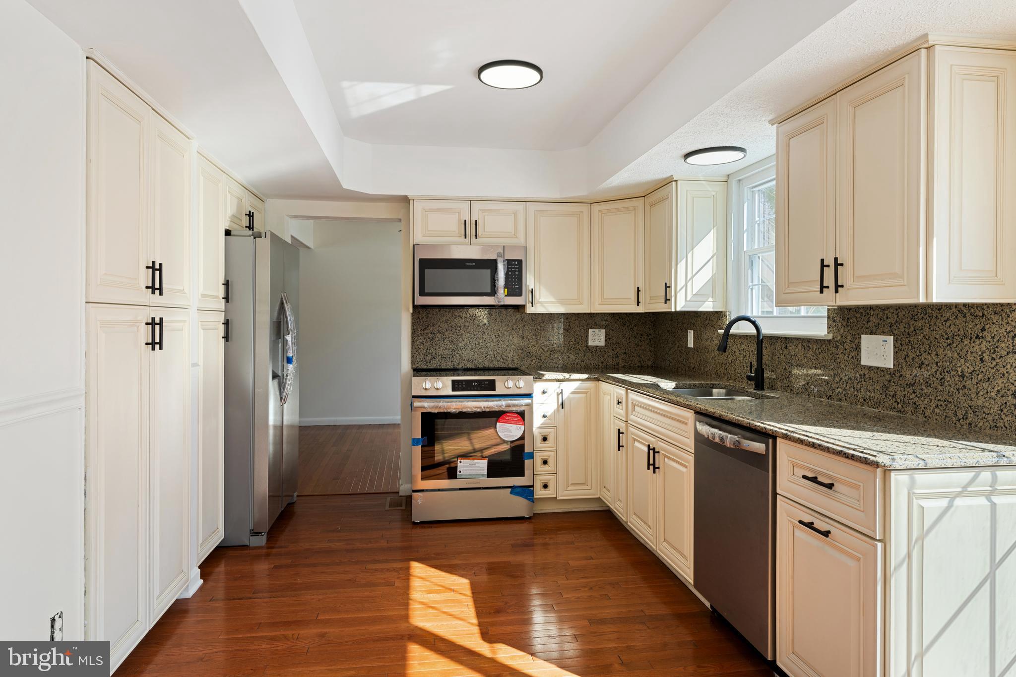 WETHERSFIELD - Residential