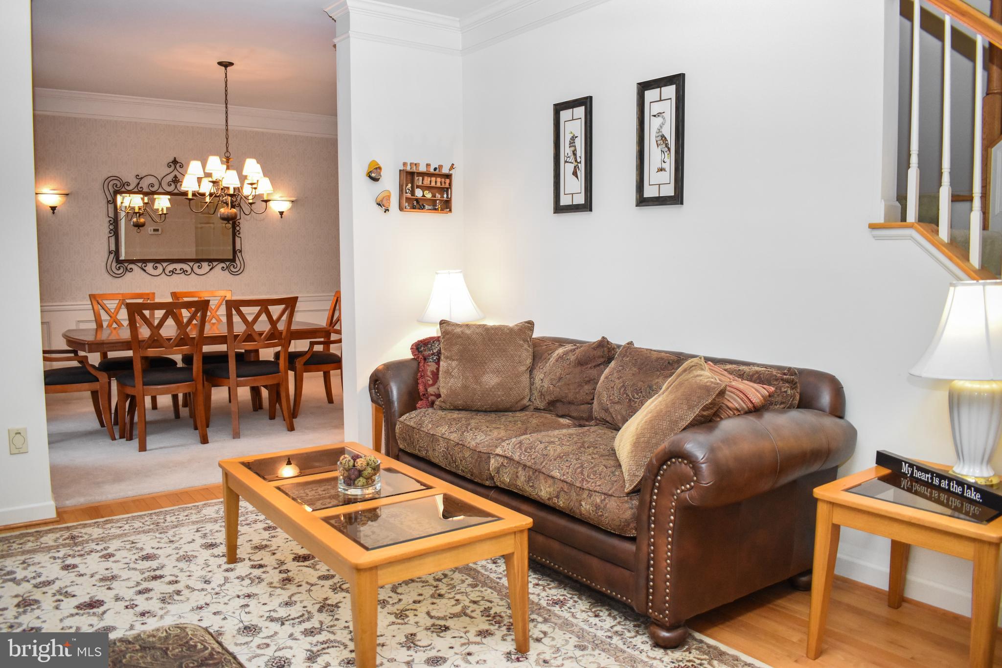 LYNDWOOD MANOR - Residential