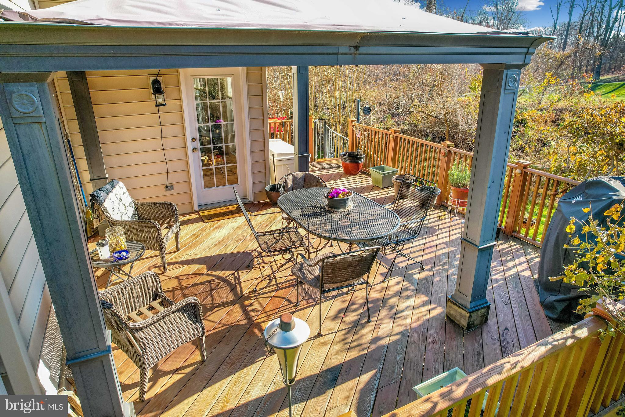 LYNDWOOD MANOR - Residential