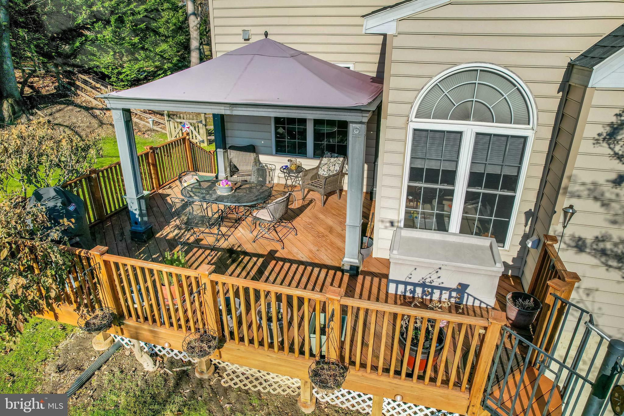 LYNDWOOD MANOR - Residential