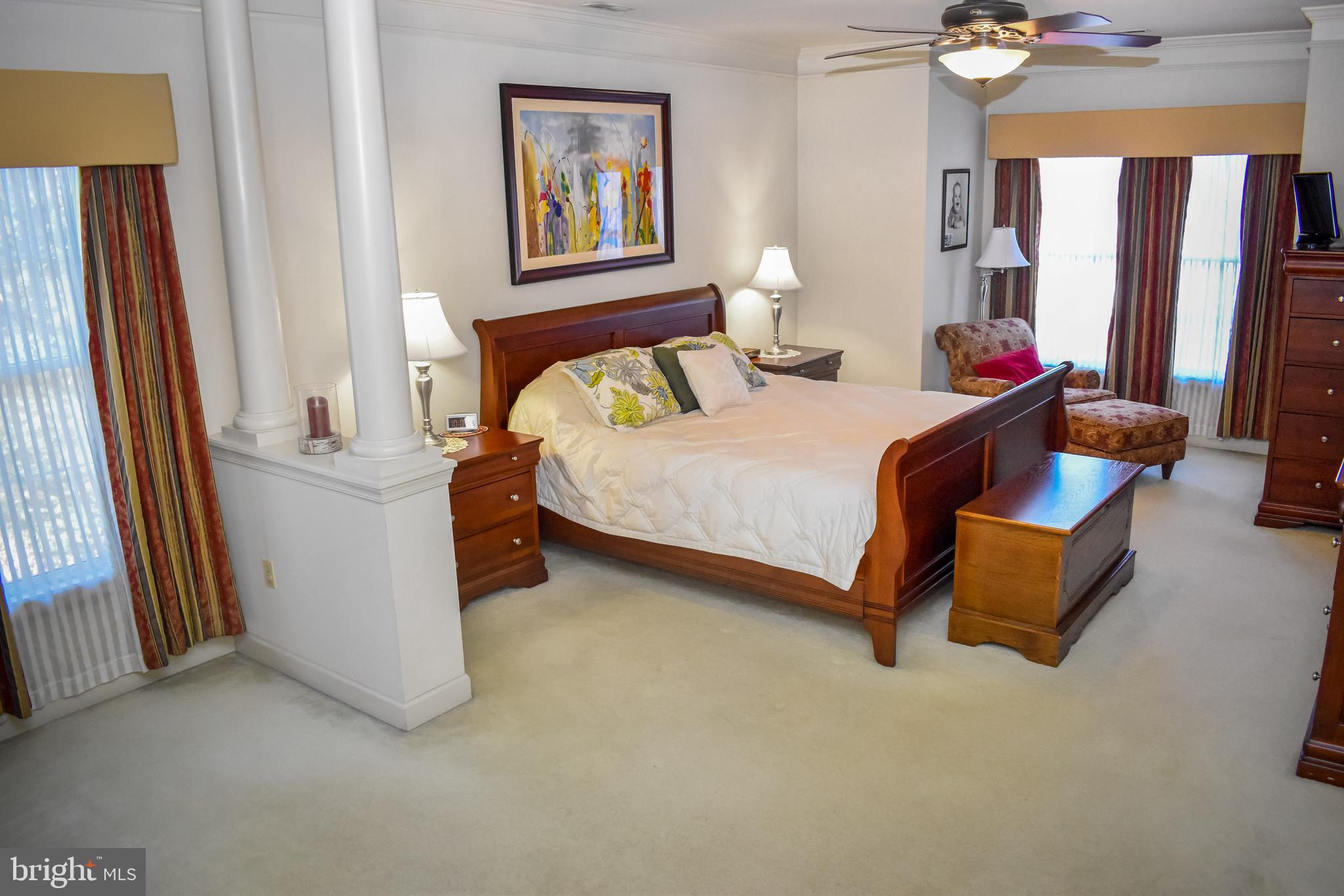 LYNDWOOD MANOR - Residential