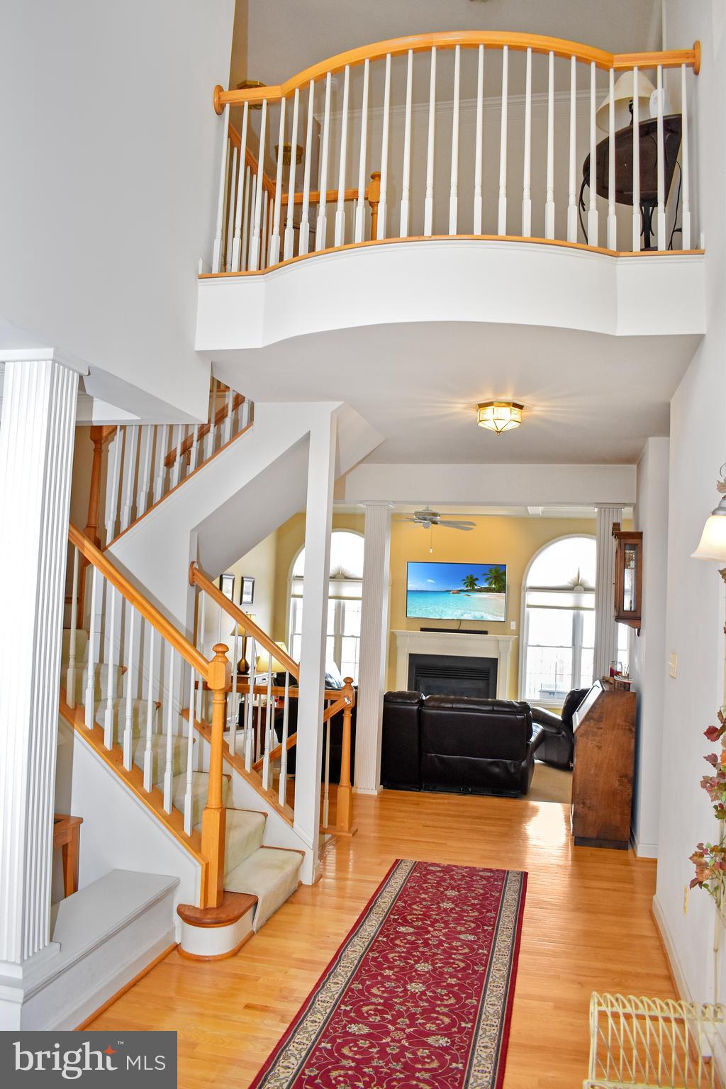 LYNDWOOD MANOR - Residential