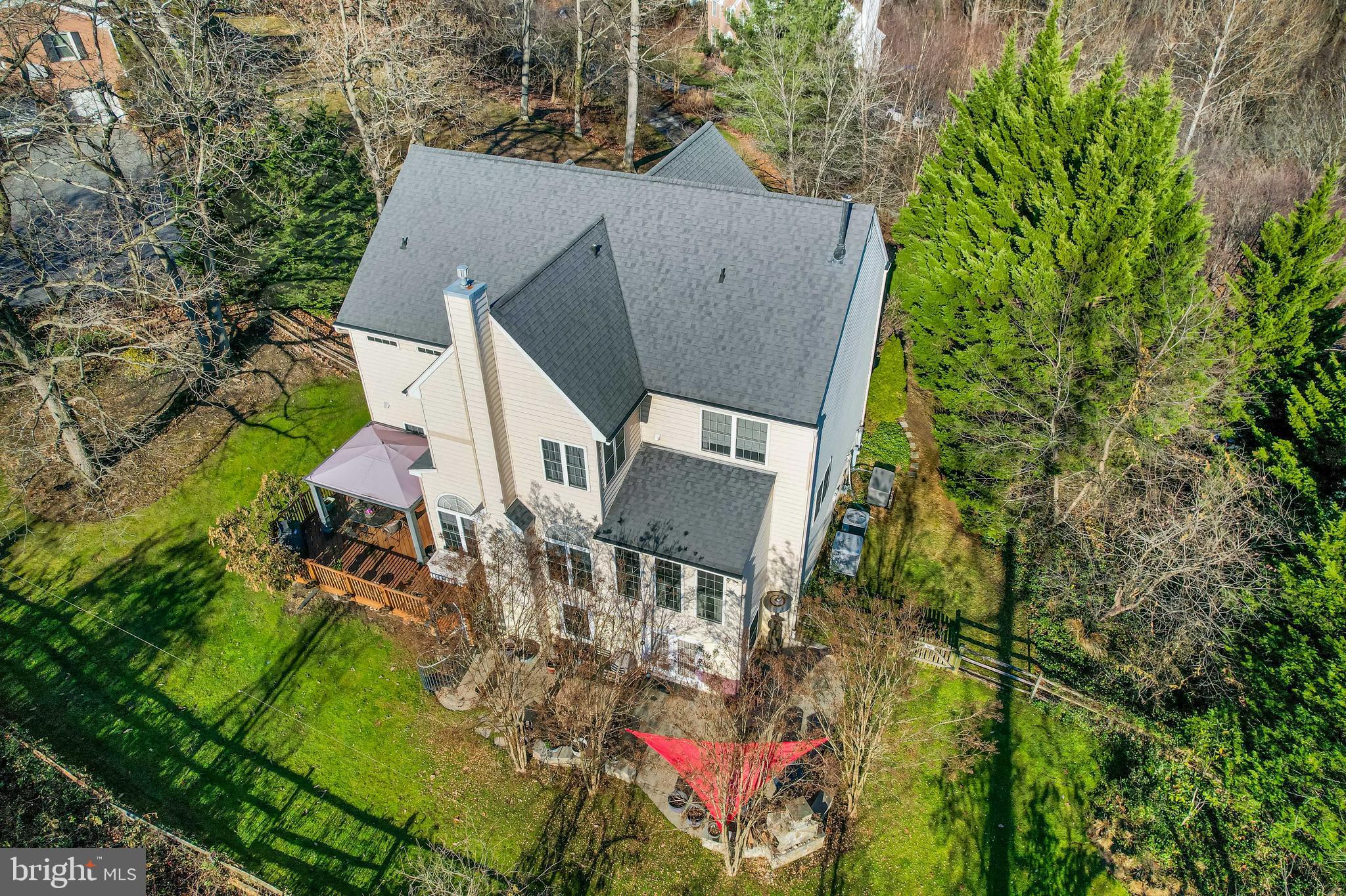 LYNDWOOD MANOR - Residential