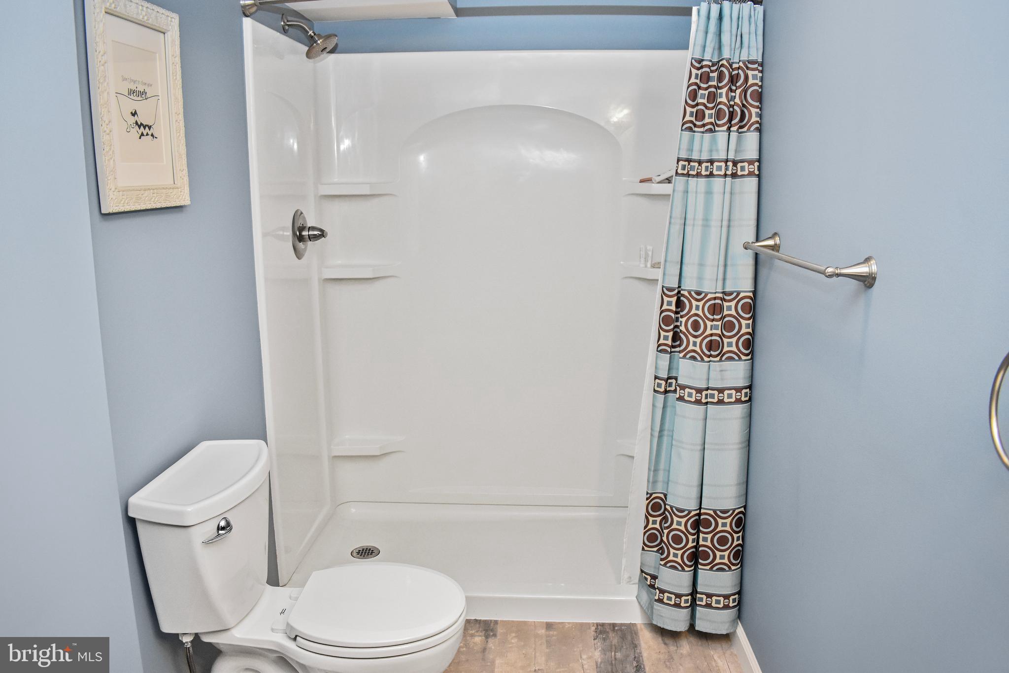 LYNDWOOD MANOR - Residential