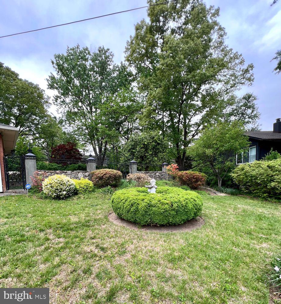 8904 BRIDGEHAVEN COURT