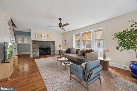 BEVERLY HILLS - Residential