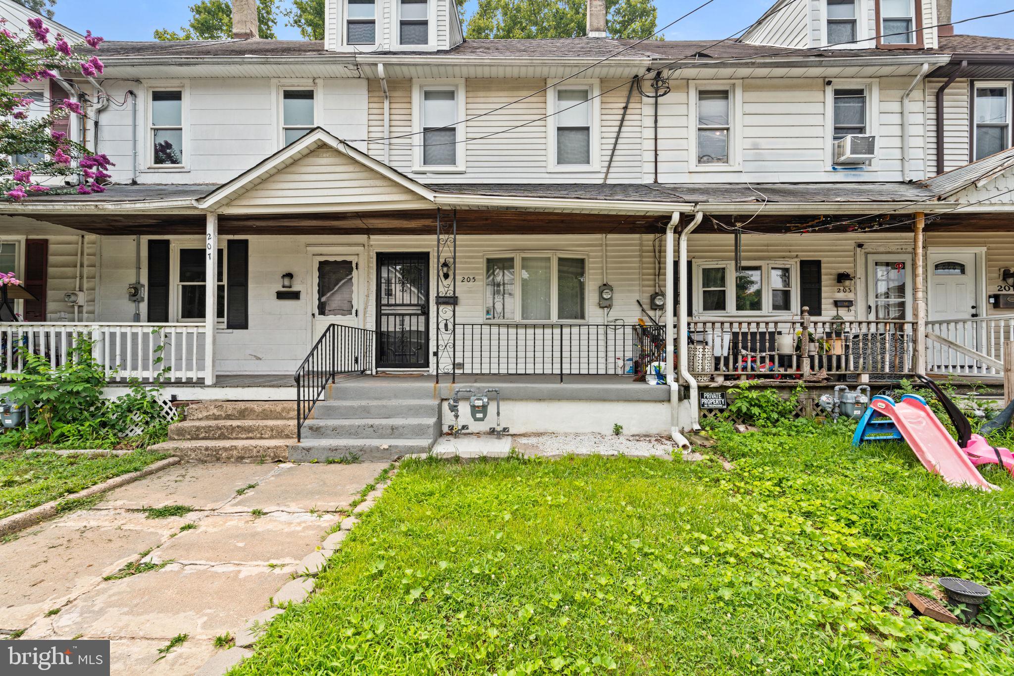 205 WILLOW STREET