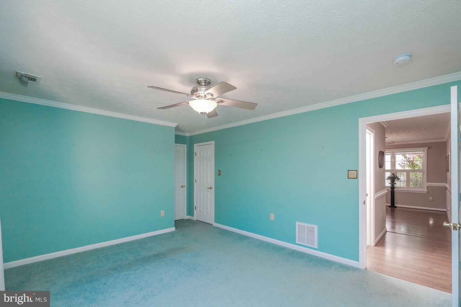 CROSS CREEK VILLAGE - Residential