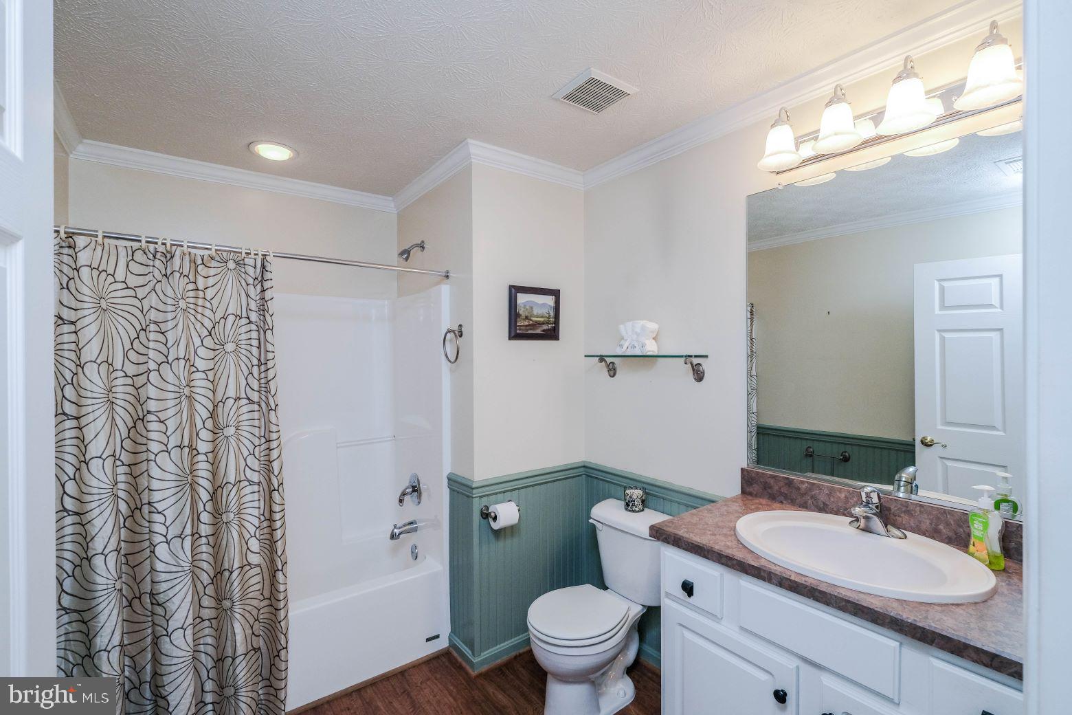 CROSS CREEK VILLAGE - Residential