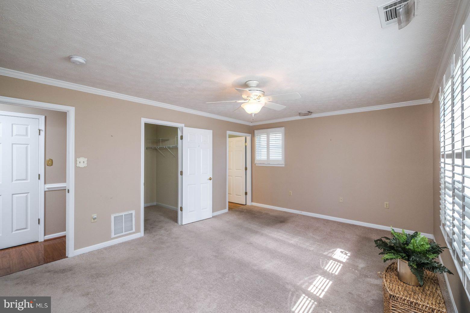 CROSS CREEK VILLAGE - Residential