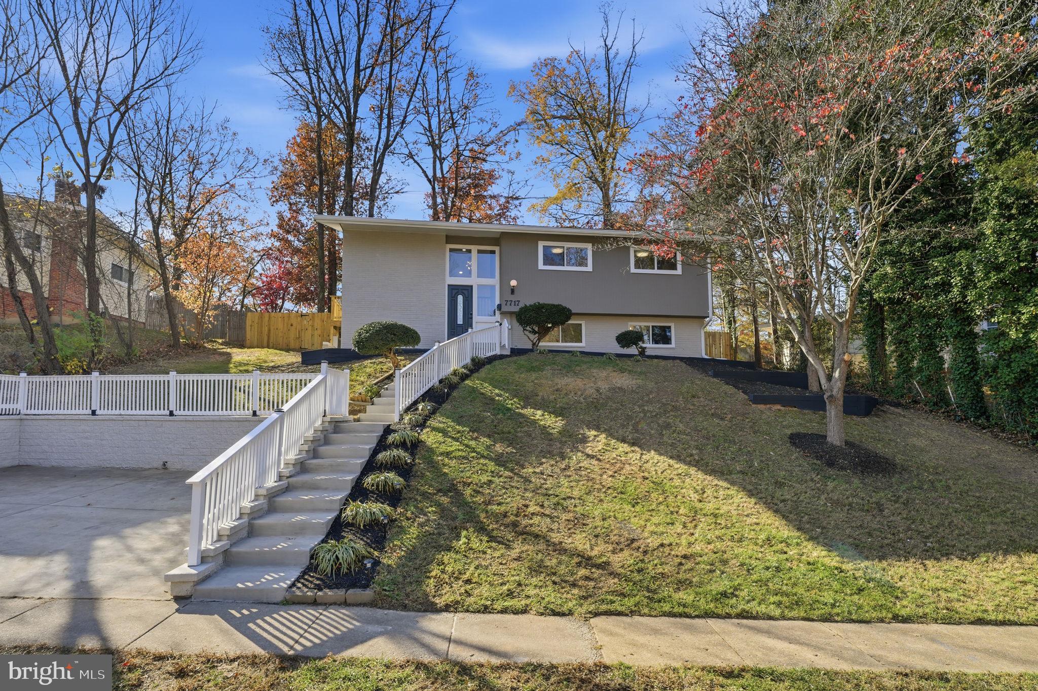 WESTVIEW HILLS - Residential