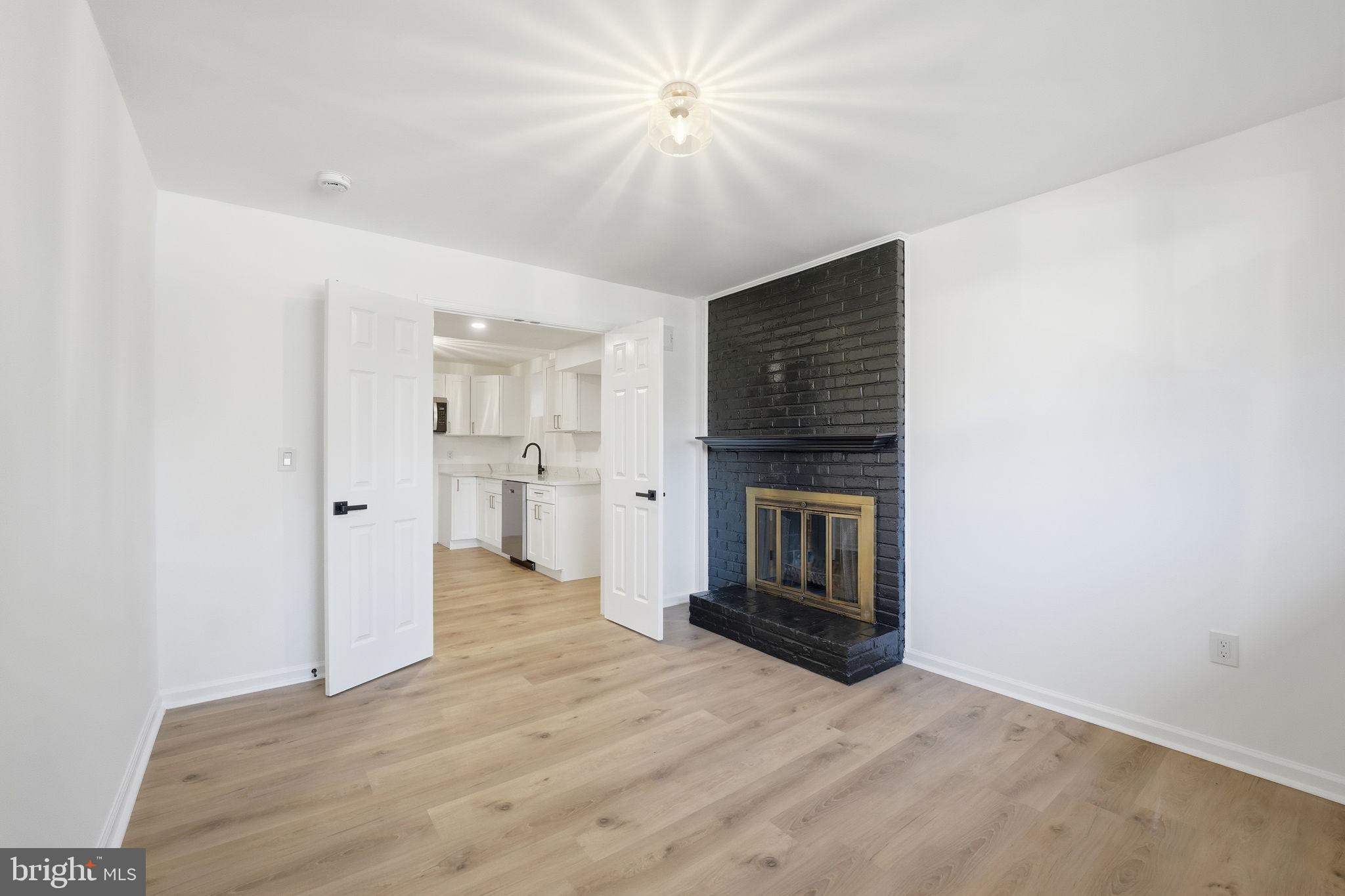 WESTVIEW HILLS - Residential