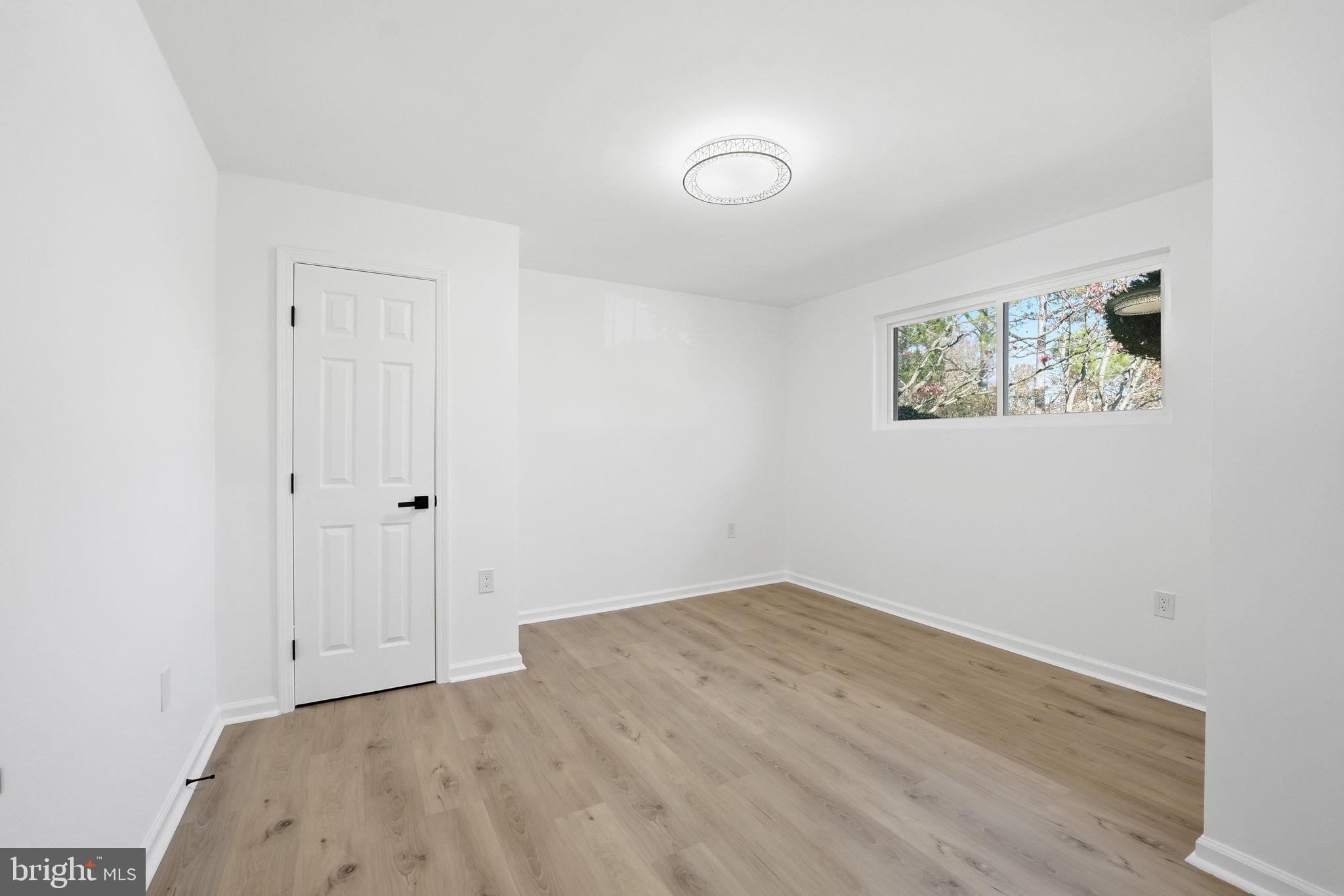 WESTVIEW HILLS - Residential