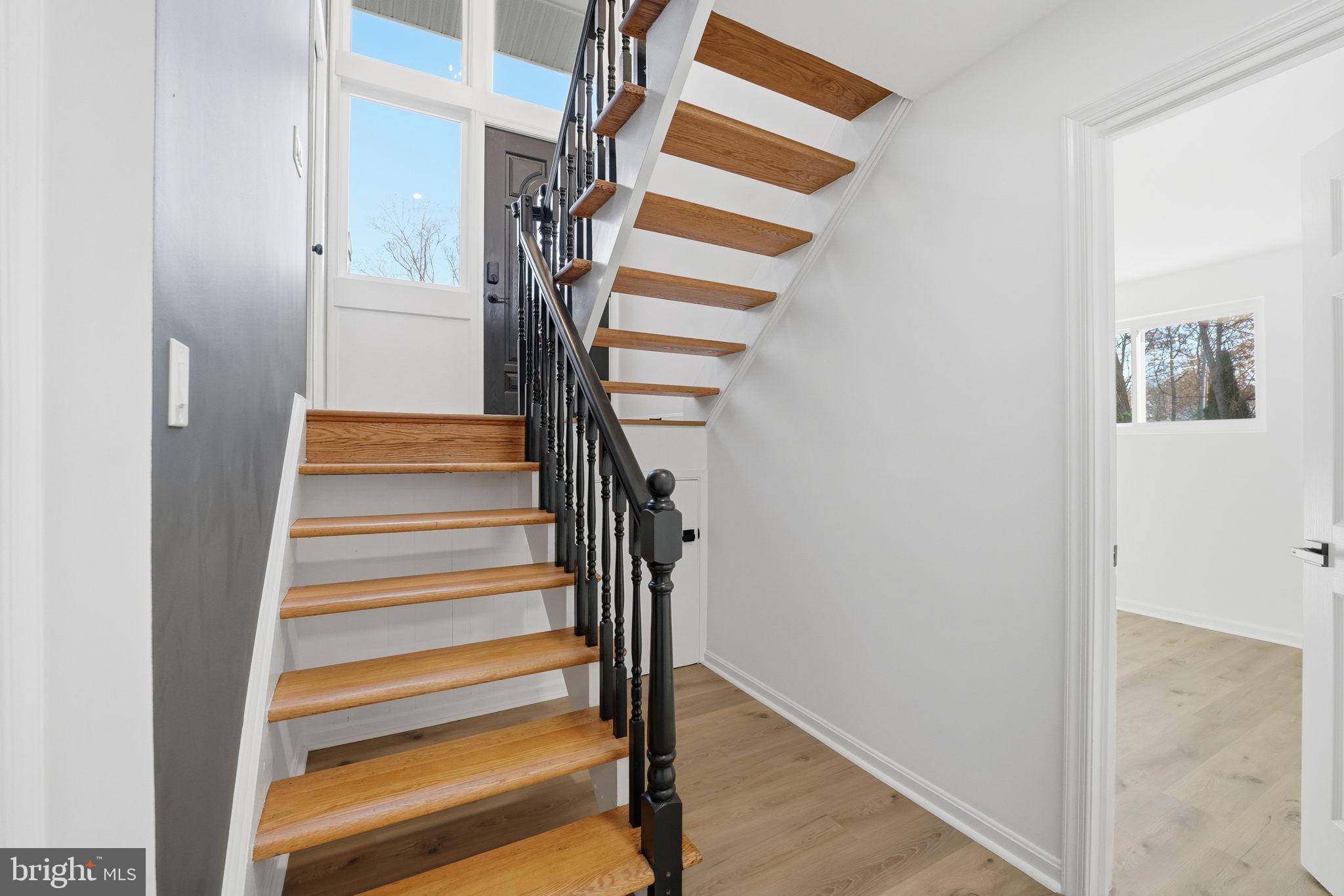 WESTVIEW HILLS - Residential