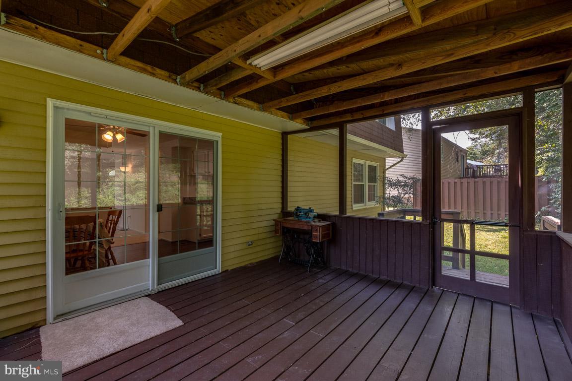 WHISPERING WOODS - Residential