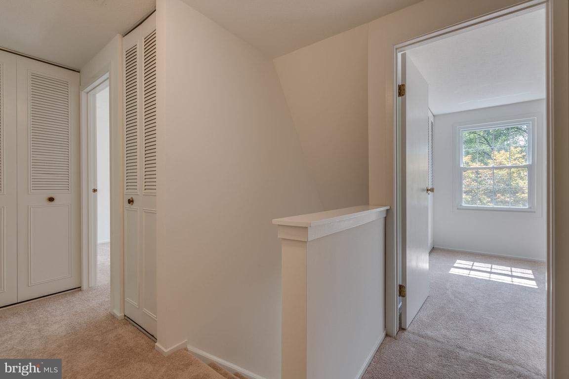 WHISPERING WOODS - Residential