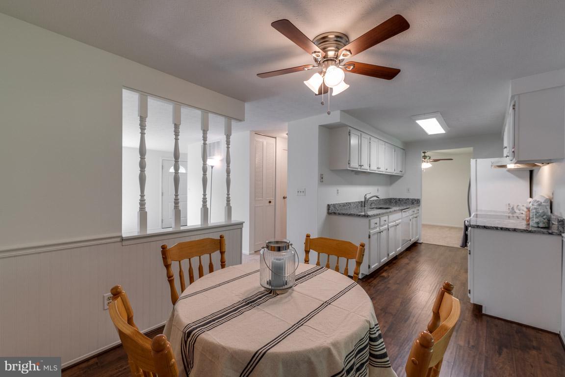 WHISPERING WOODS - Residential