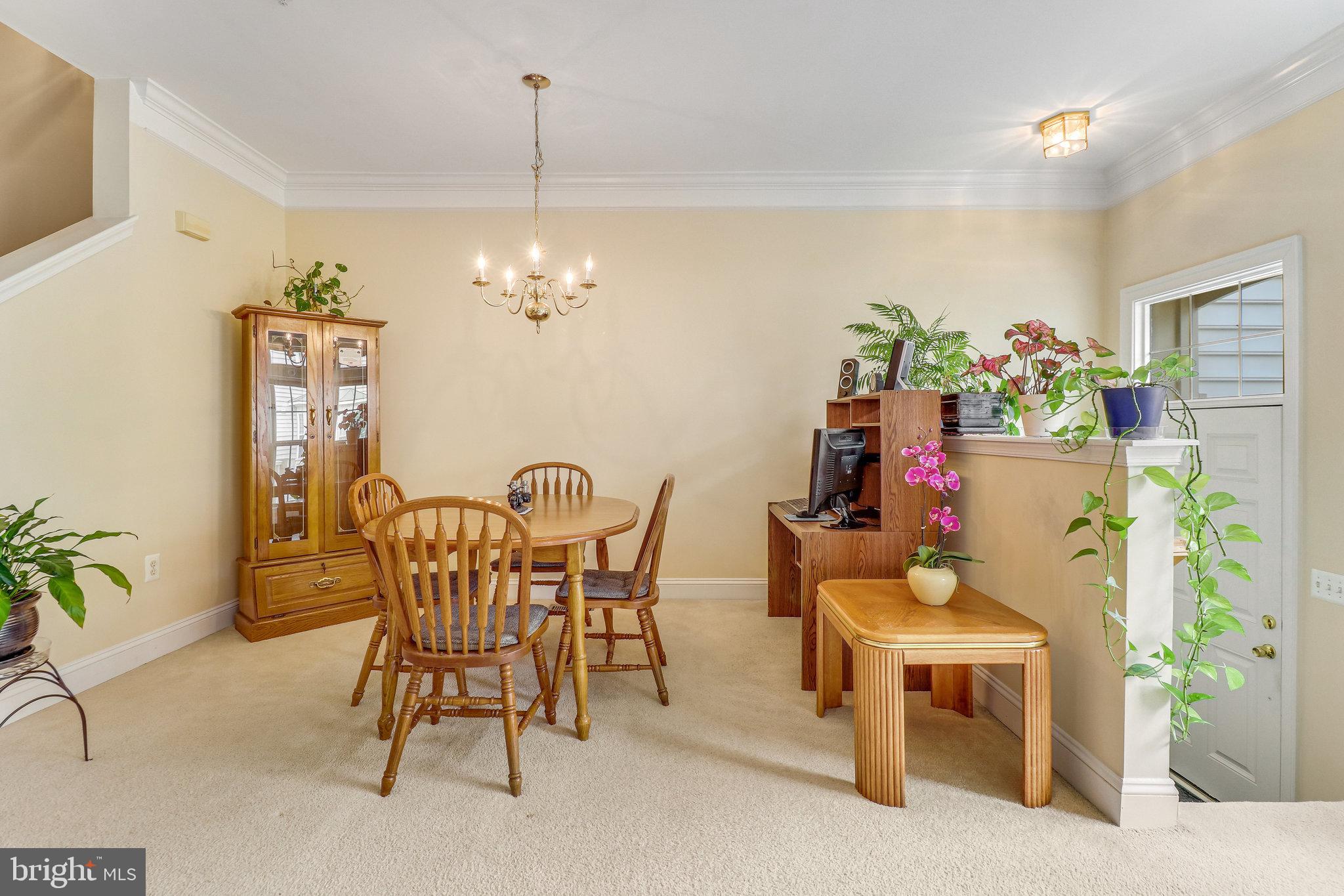 COURTLANDS AT CASCADES - Residential