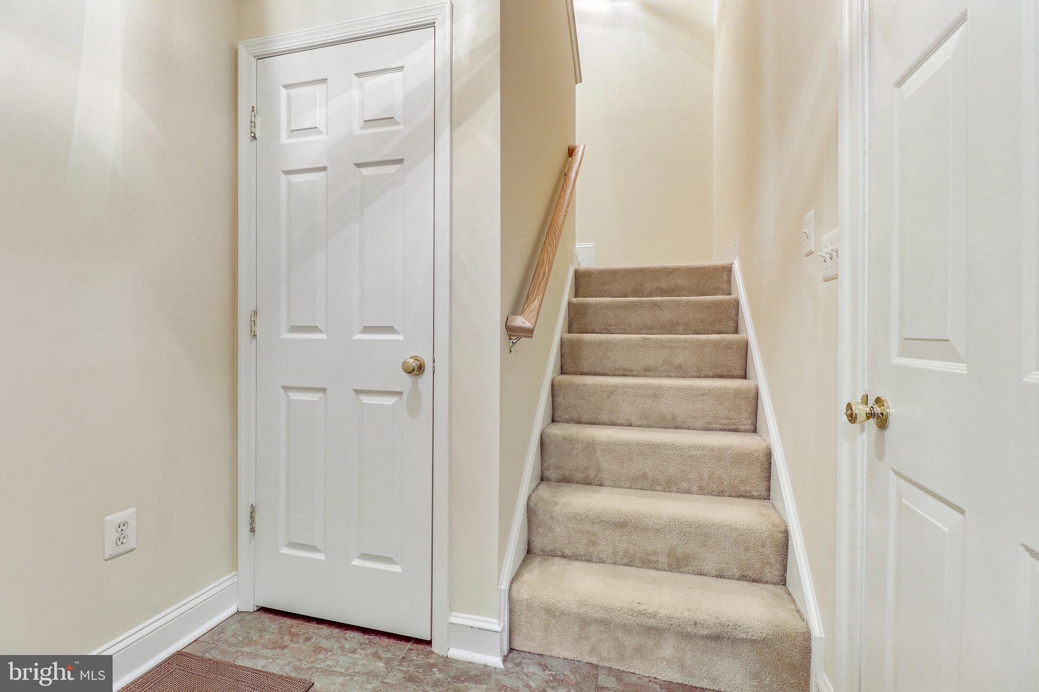 COURTLANDS AT CASCADES - Residential