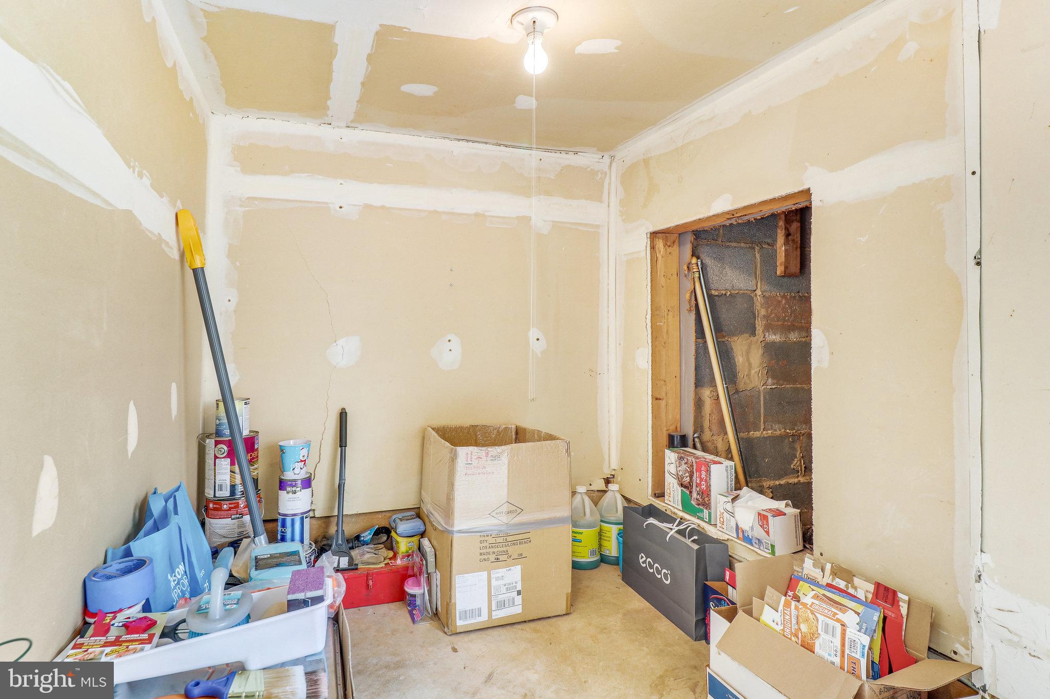 COURTLANDS AT CASCADES - Residential