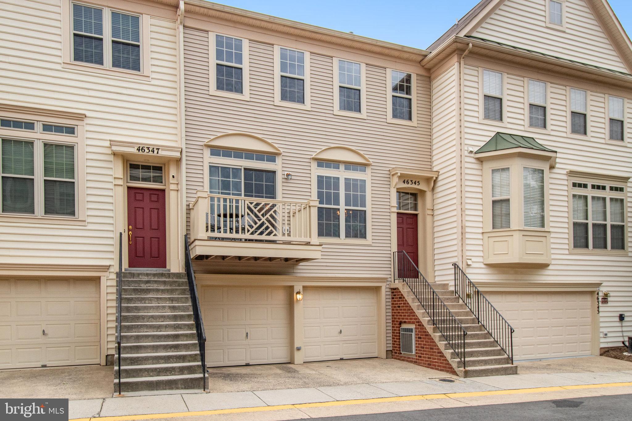 COURTLANDS AT CASCADES - Residential