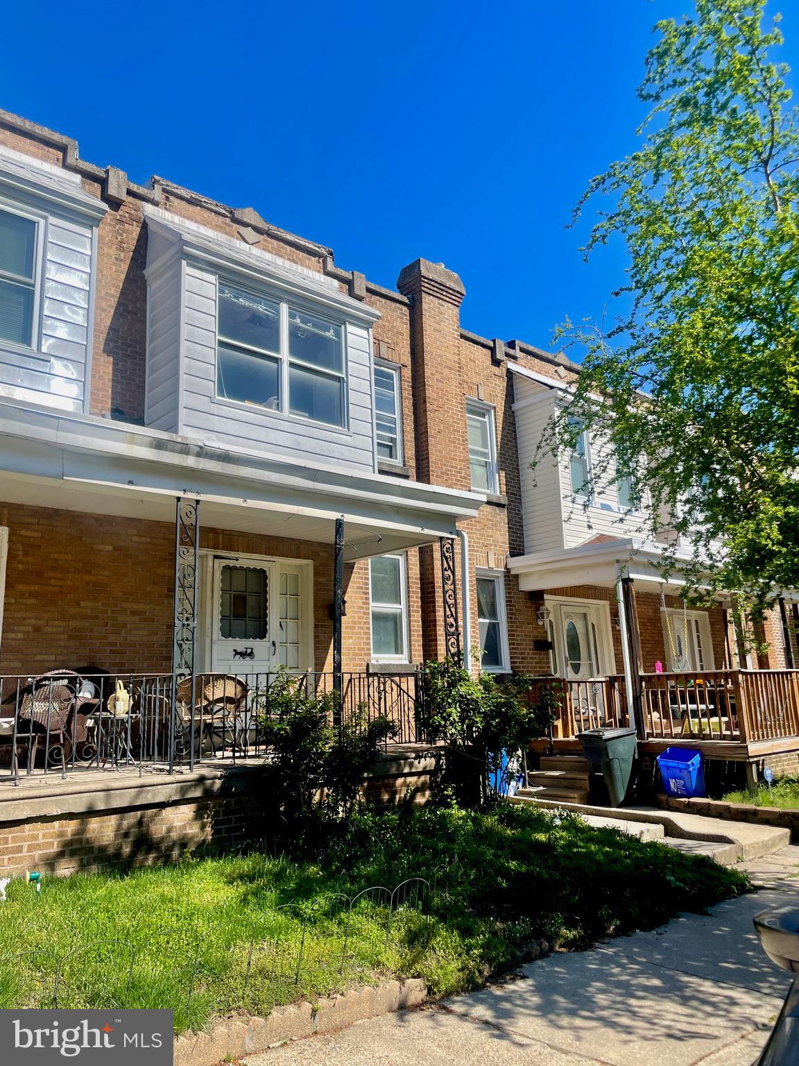 ROXBOROUGH - Residential