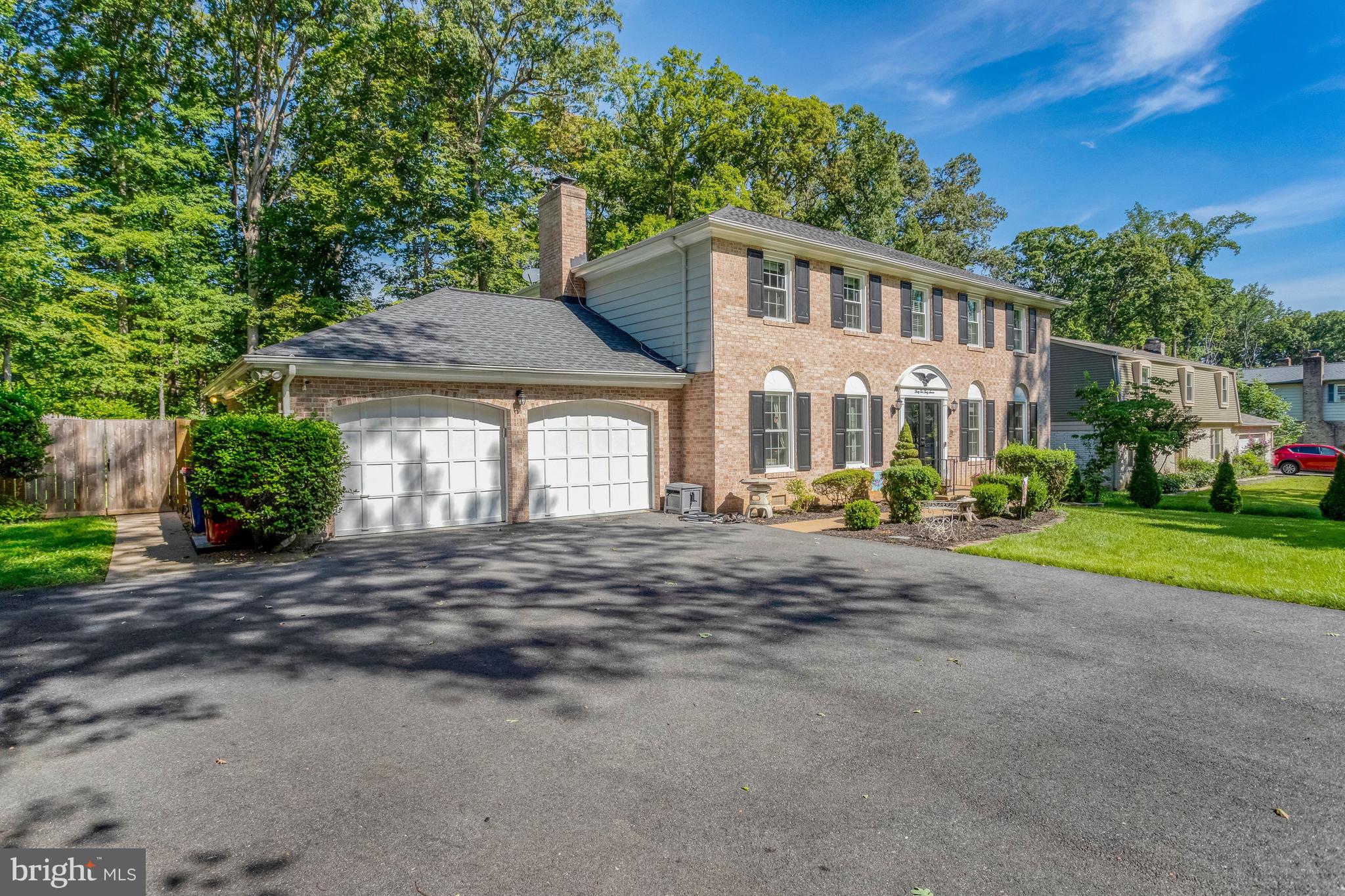 3237 RIVERVIEW DRIVE