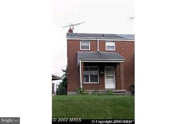 CHARLESMONT - Residential Lease