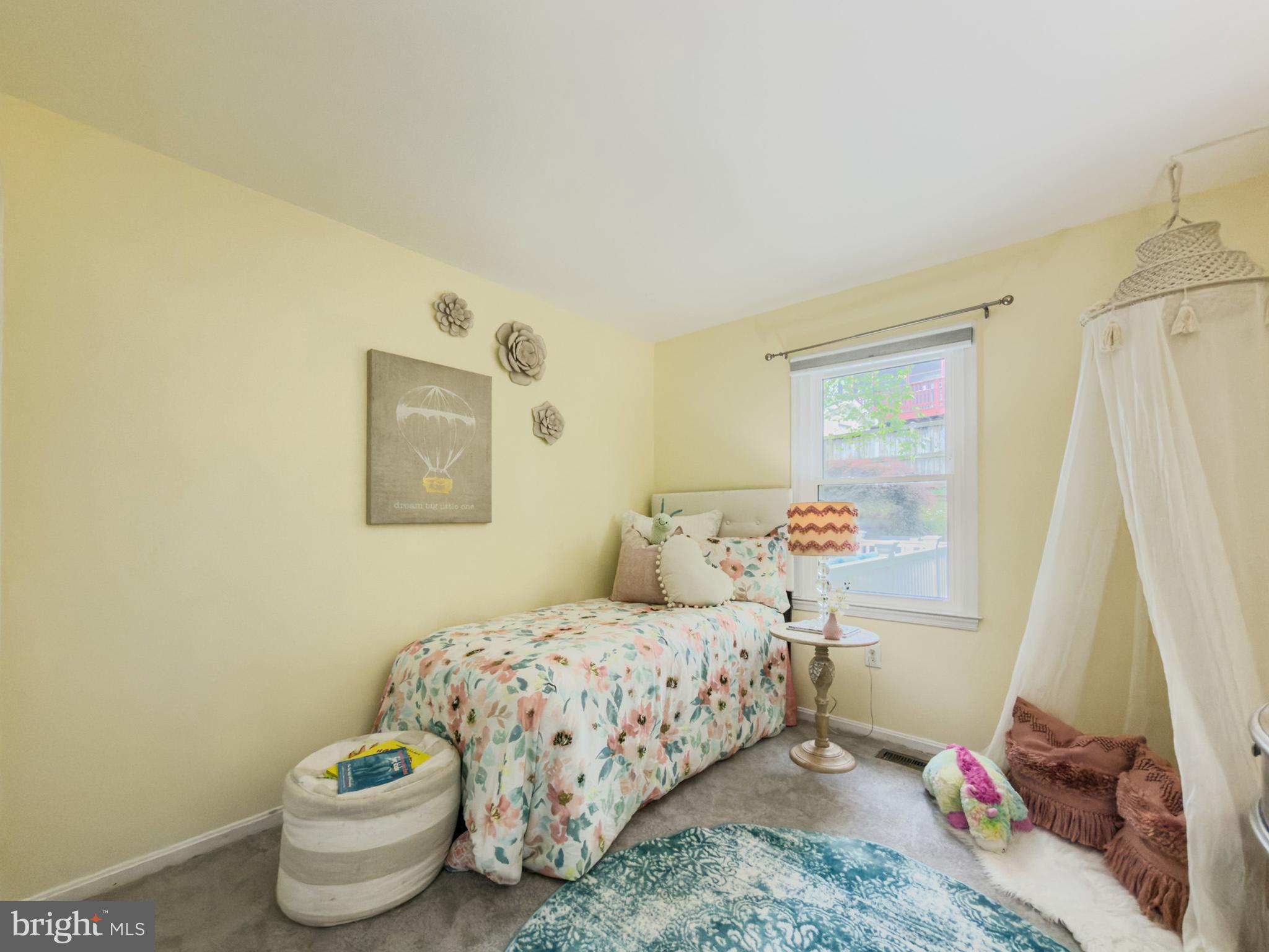WASHINGTONIAN VILLAGE - Residential
