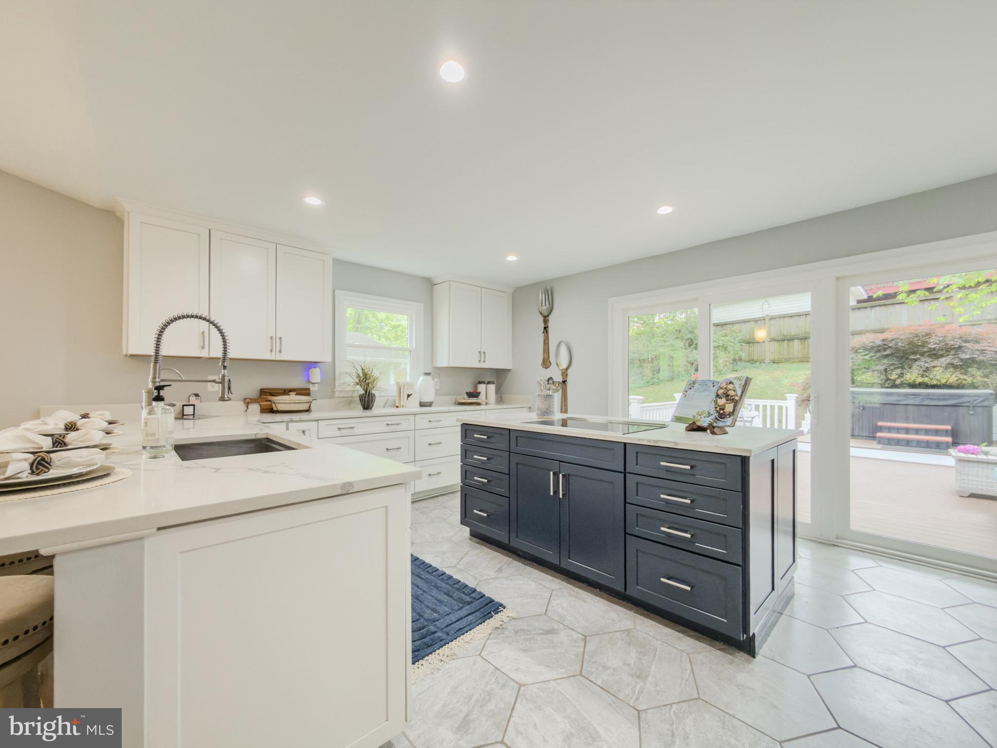 WASHINGTONIAN VILLAGE - Residential