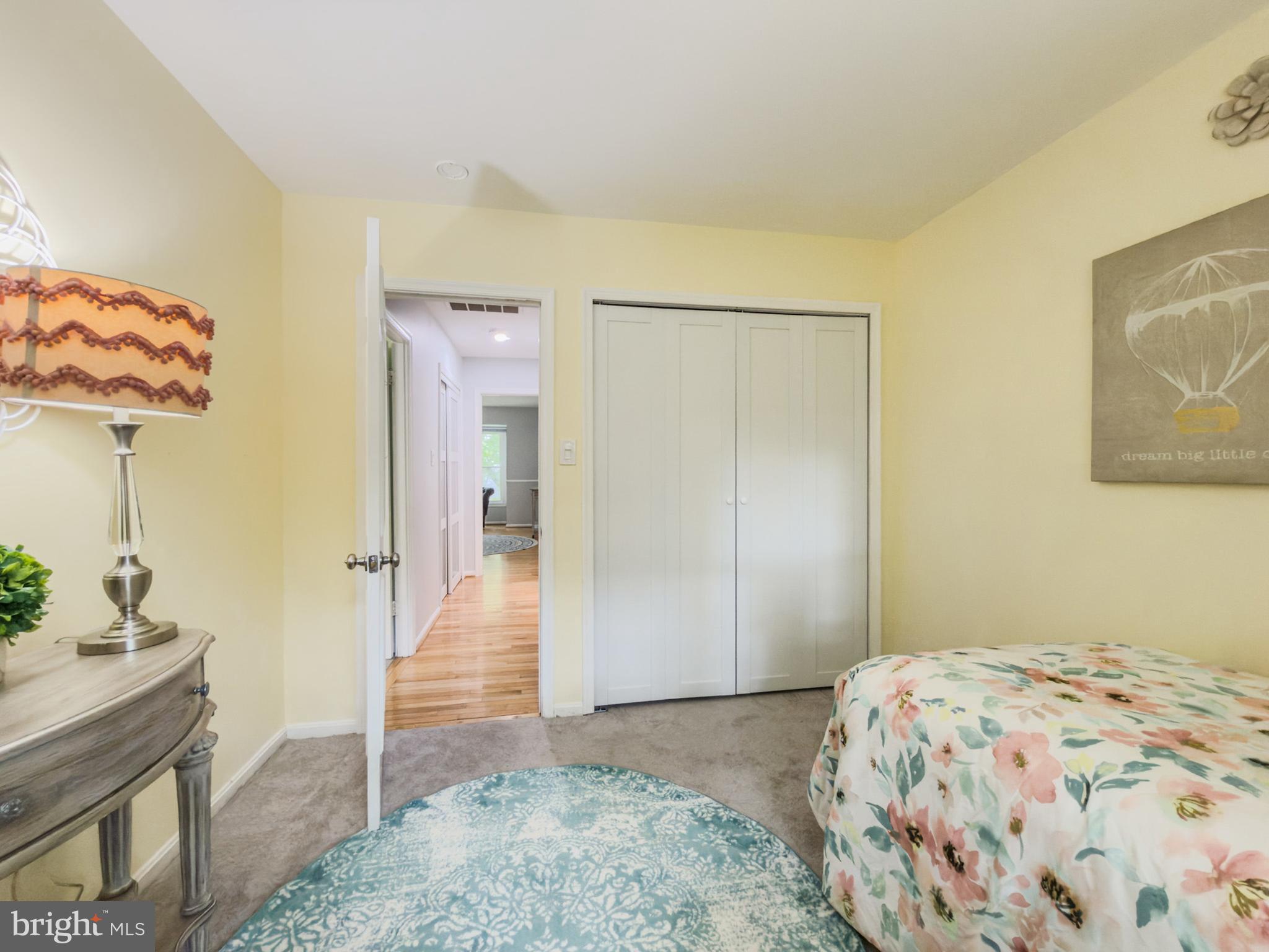 WASHINGTONIAN VILLAGE - Residential