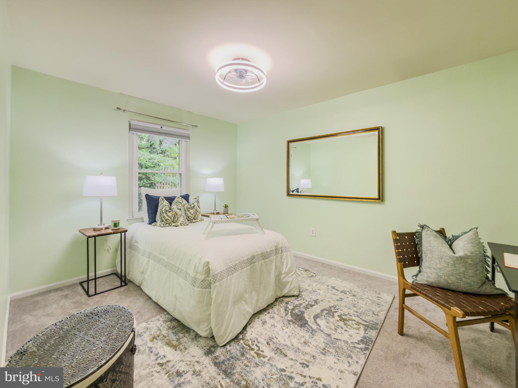 WASHINGTONIAN VILLAGE - Residential