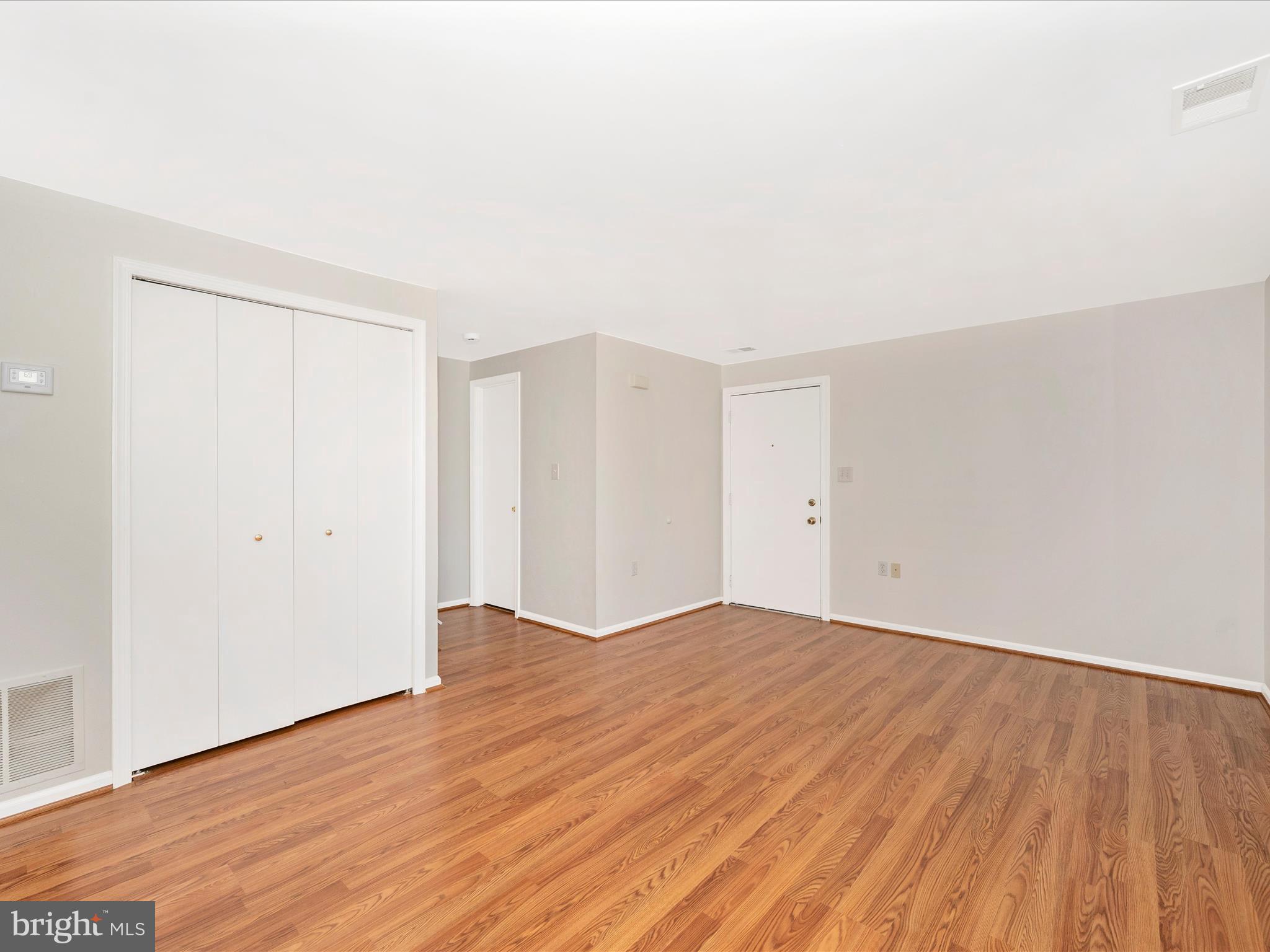 MOUNTAIN VIEW - Residential