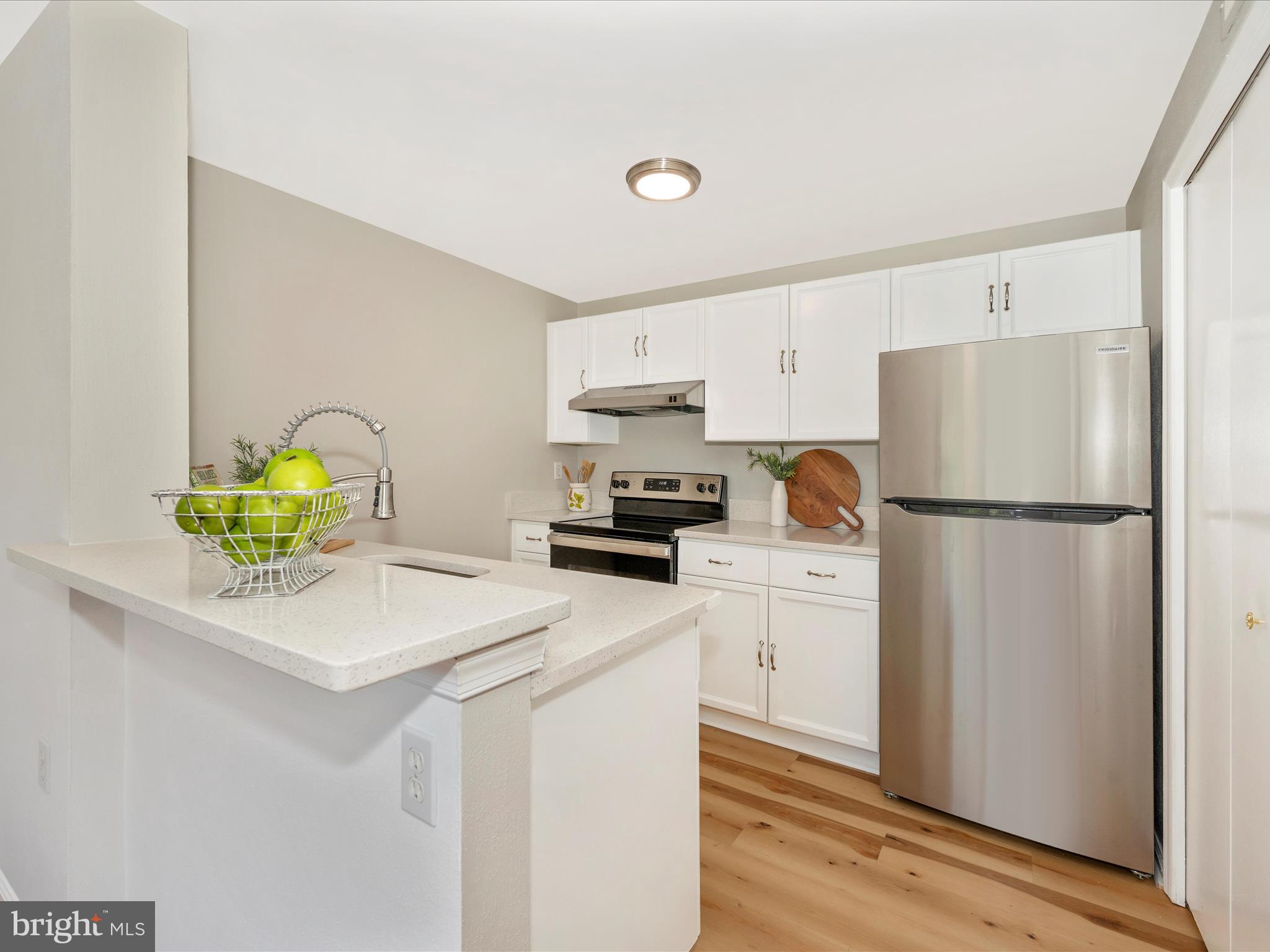 MOUNTAIN VIEW - Residential