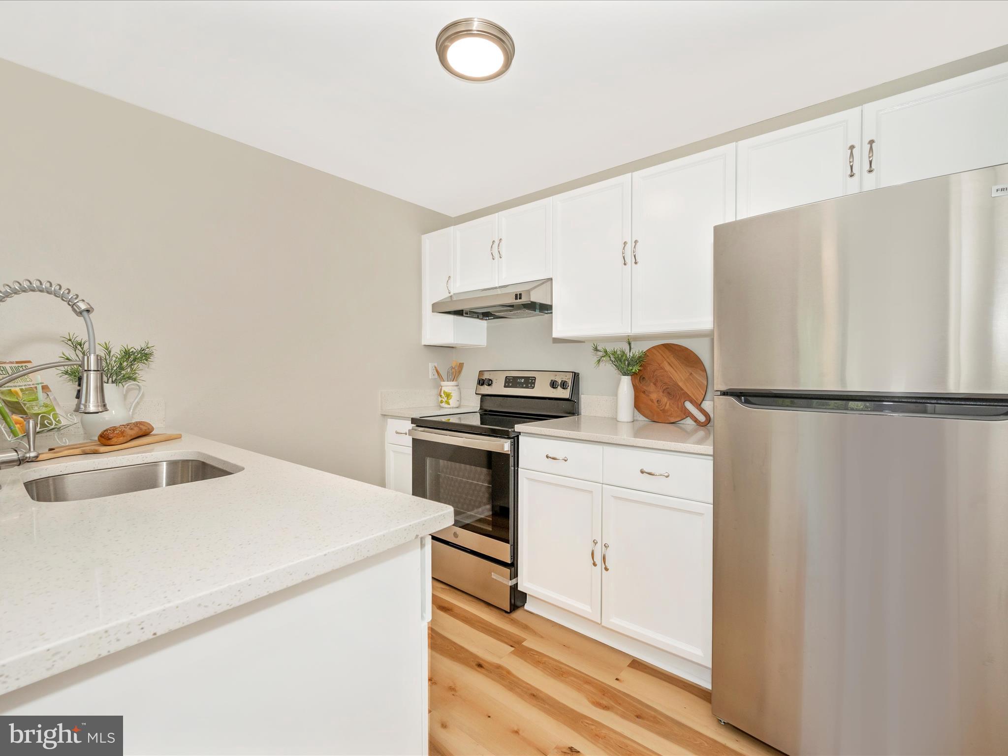 MOUNTAIN VIEW - Residential