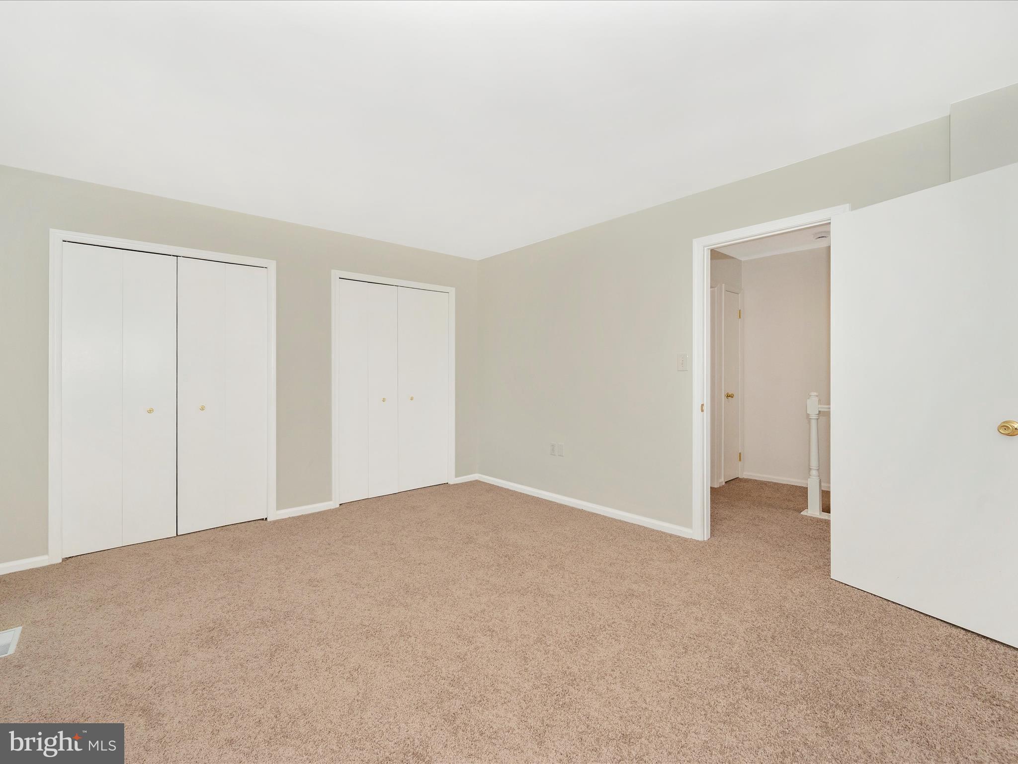 MOUNTAIN VIEW - Residential