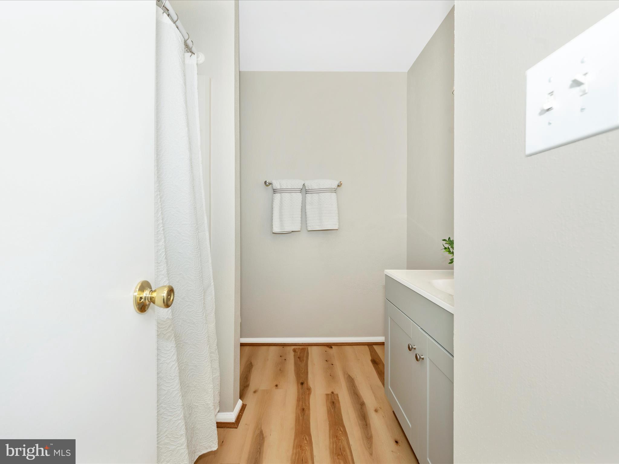 MOUNTAIN VIEW - Residential