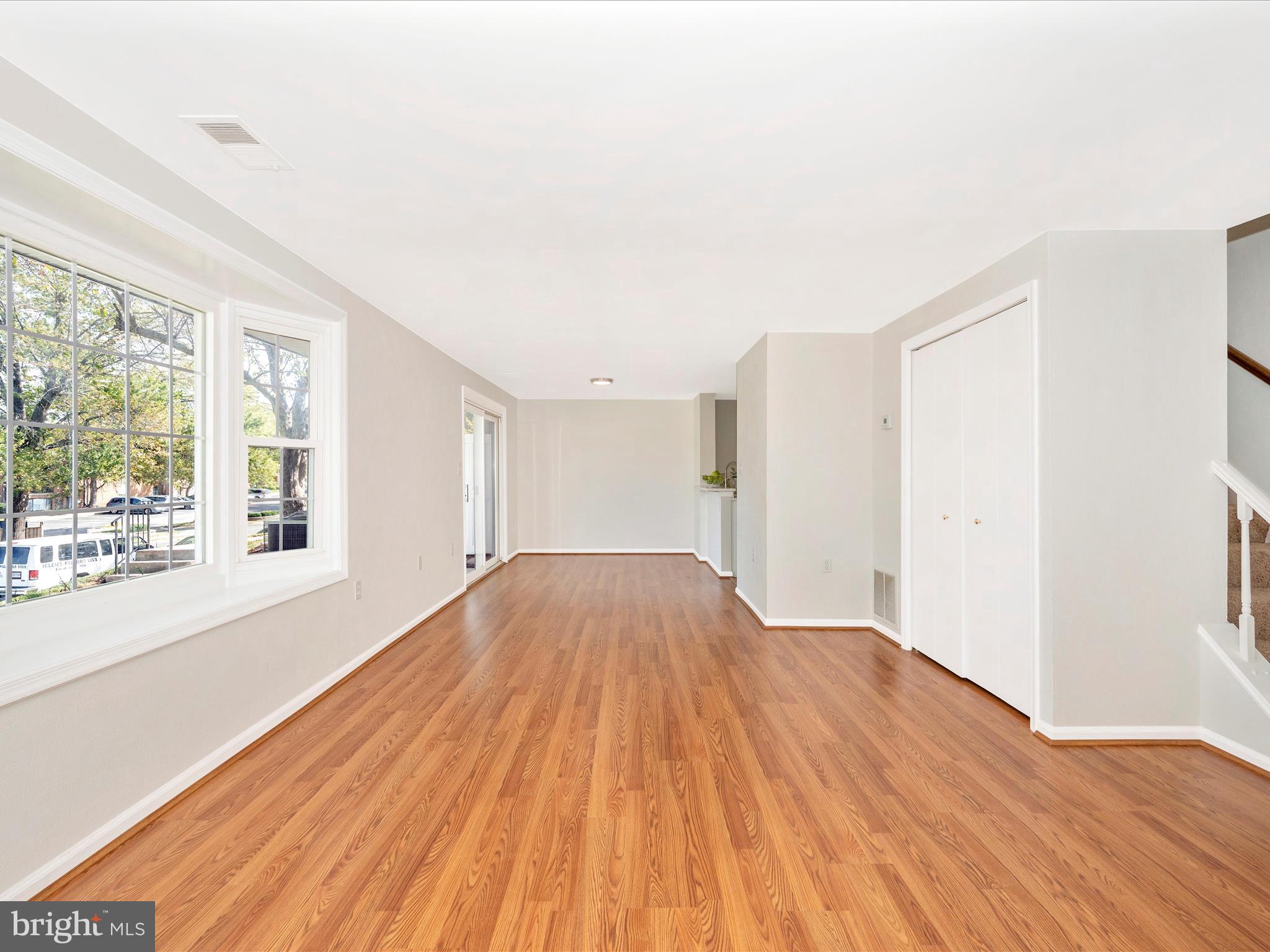 MOUNTAIN VIEW - Residential