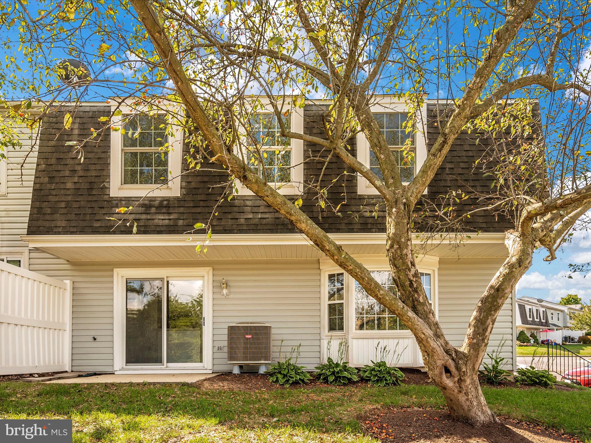 MOUNTAIN VIEW - Residential