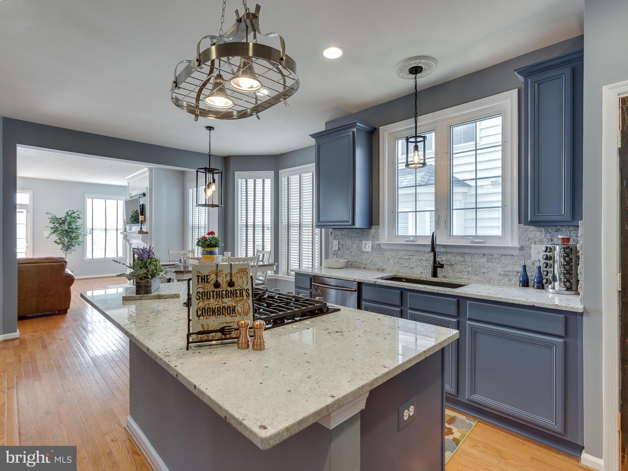 HAYMARKET STATION - Residential