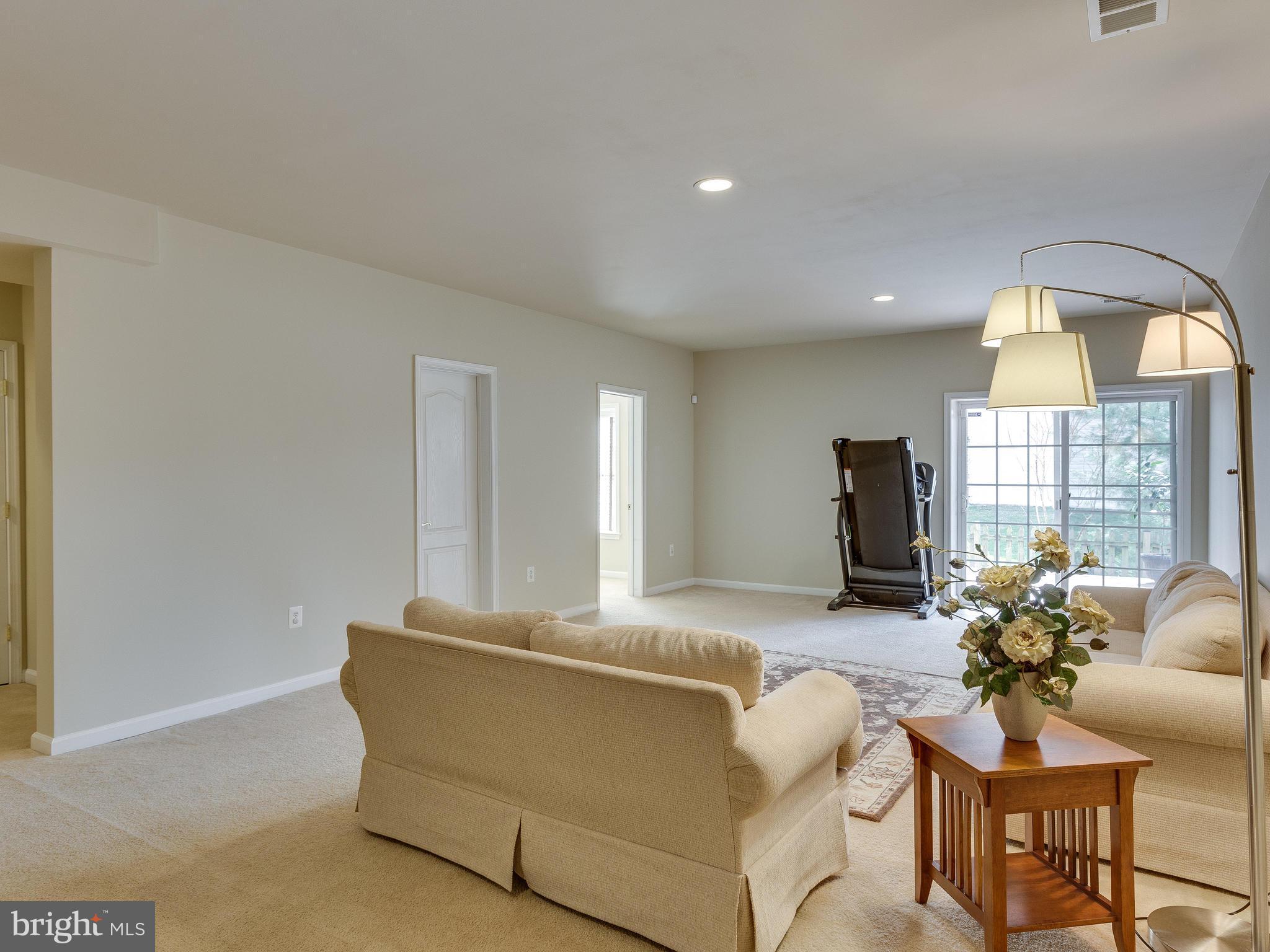 HAYMARKET STATION - Residential