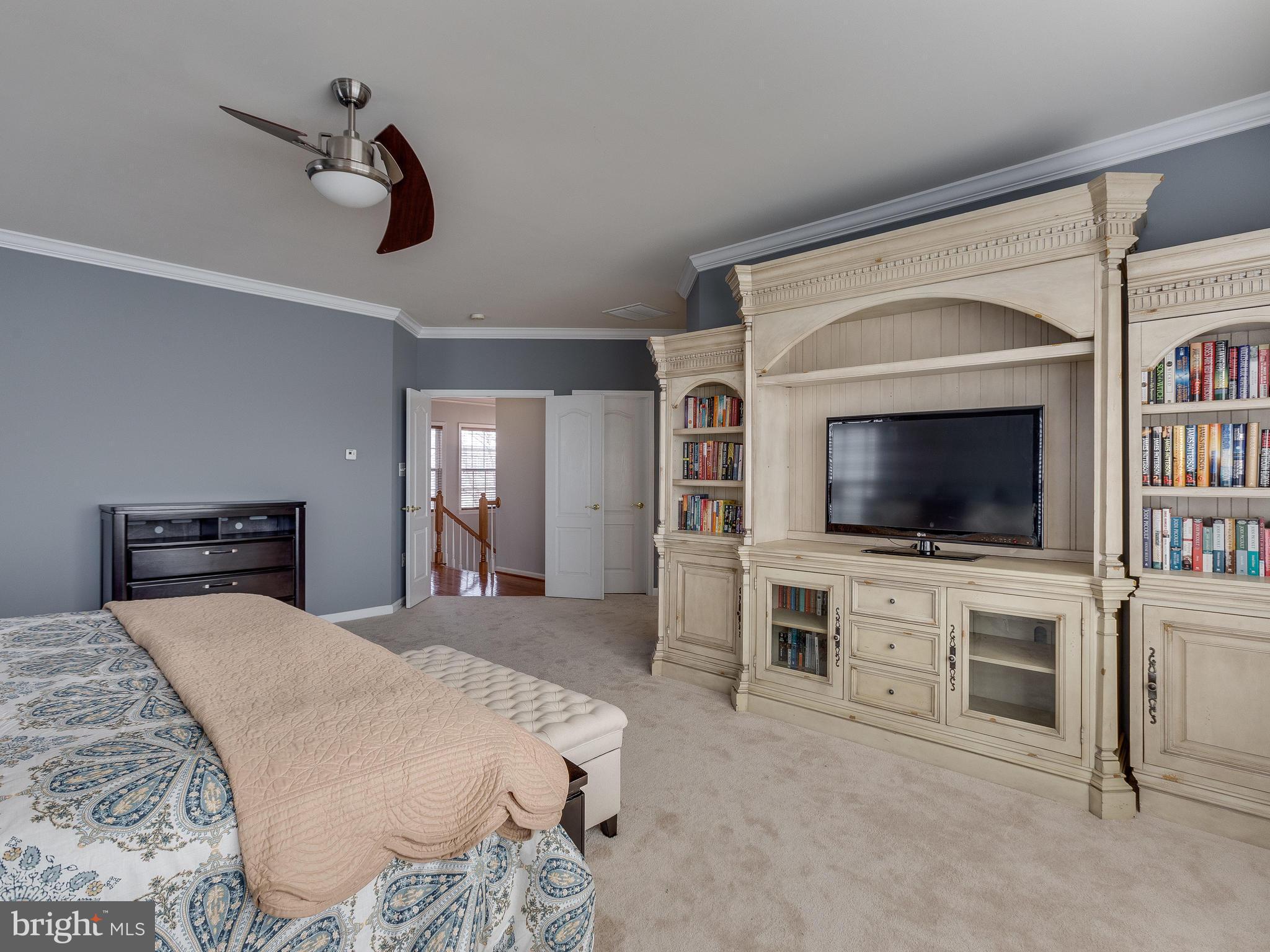 HAYMARKET STATION - Residential