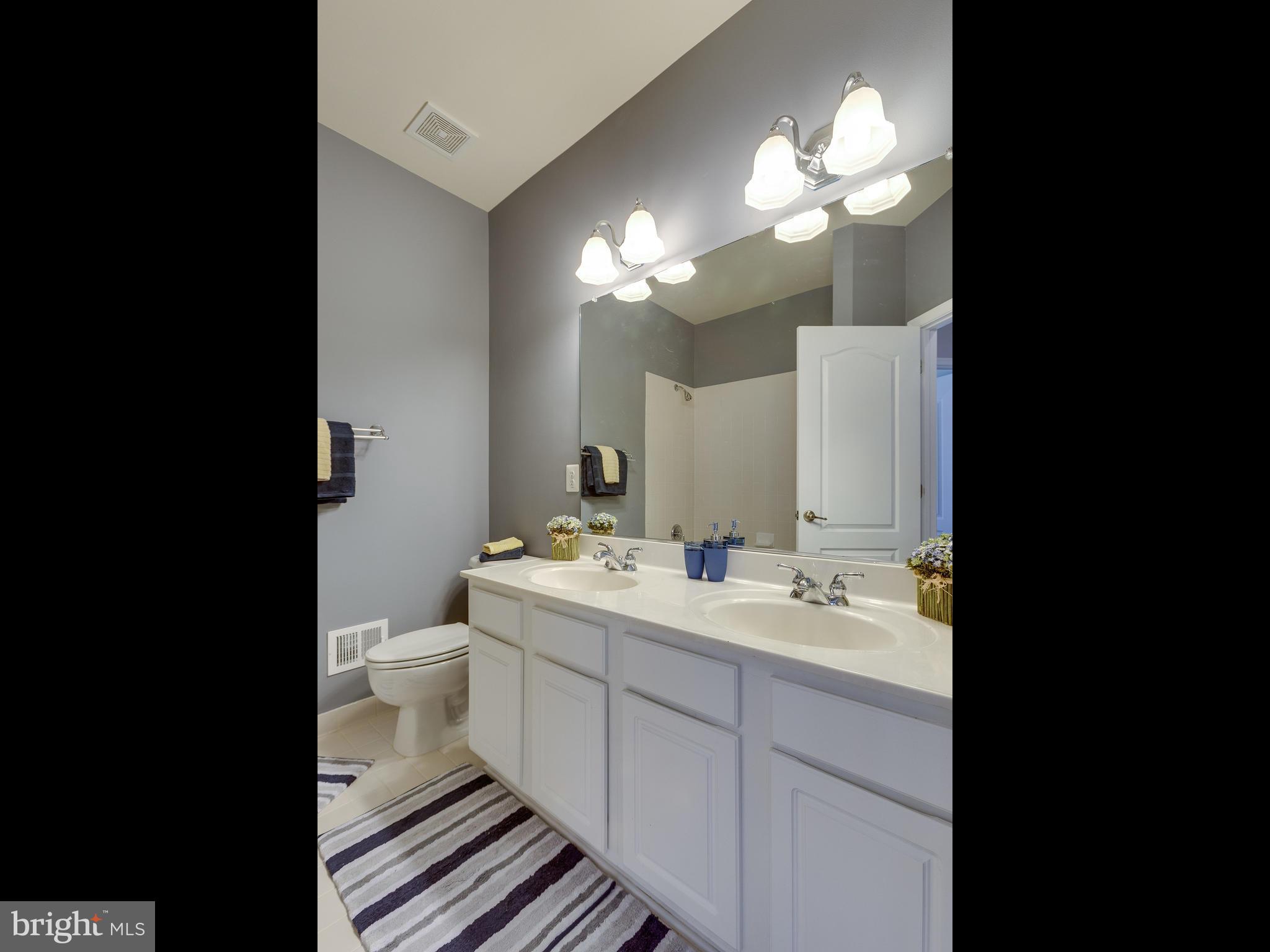 HAYMARKET STATION - Residential